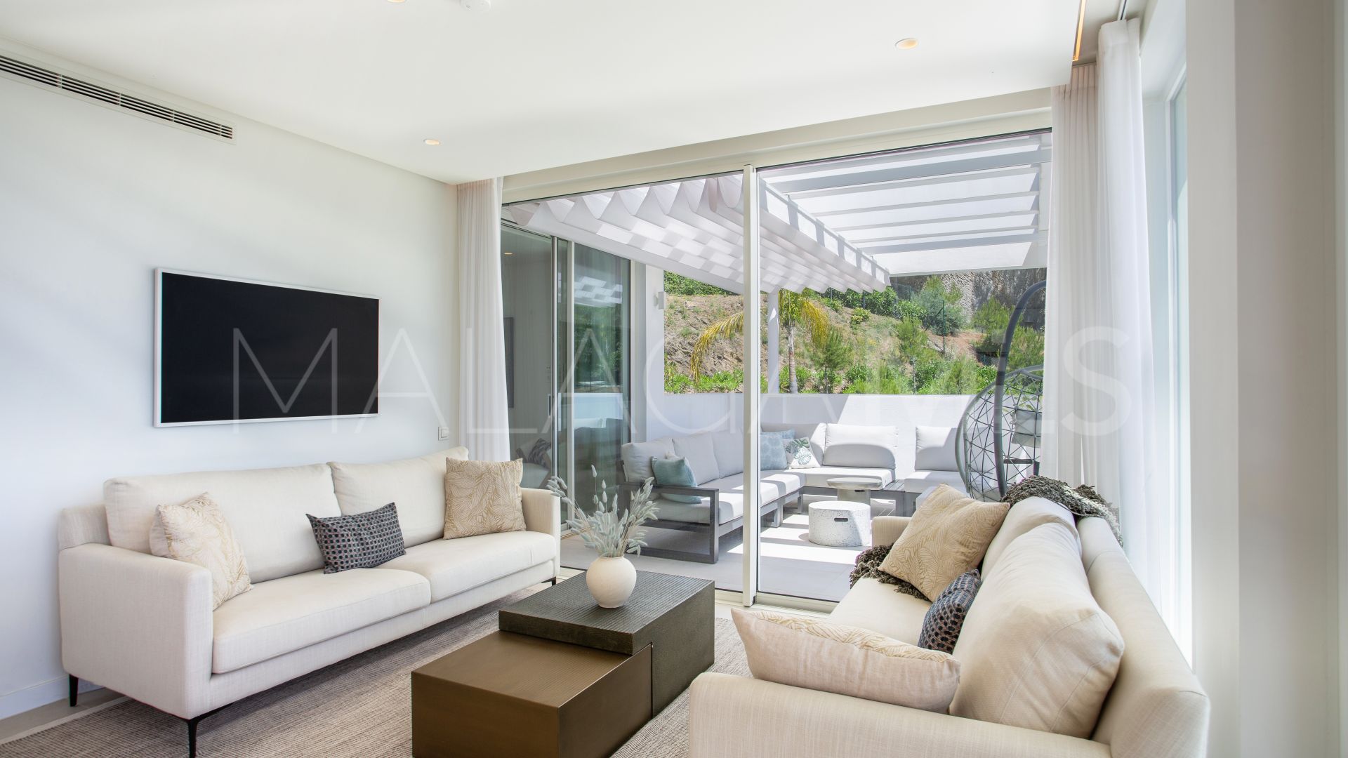 Buy penthouse in Palo Alto