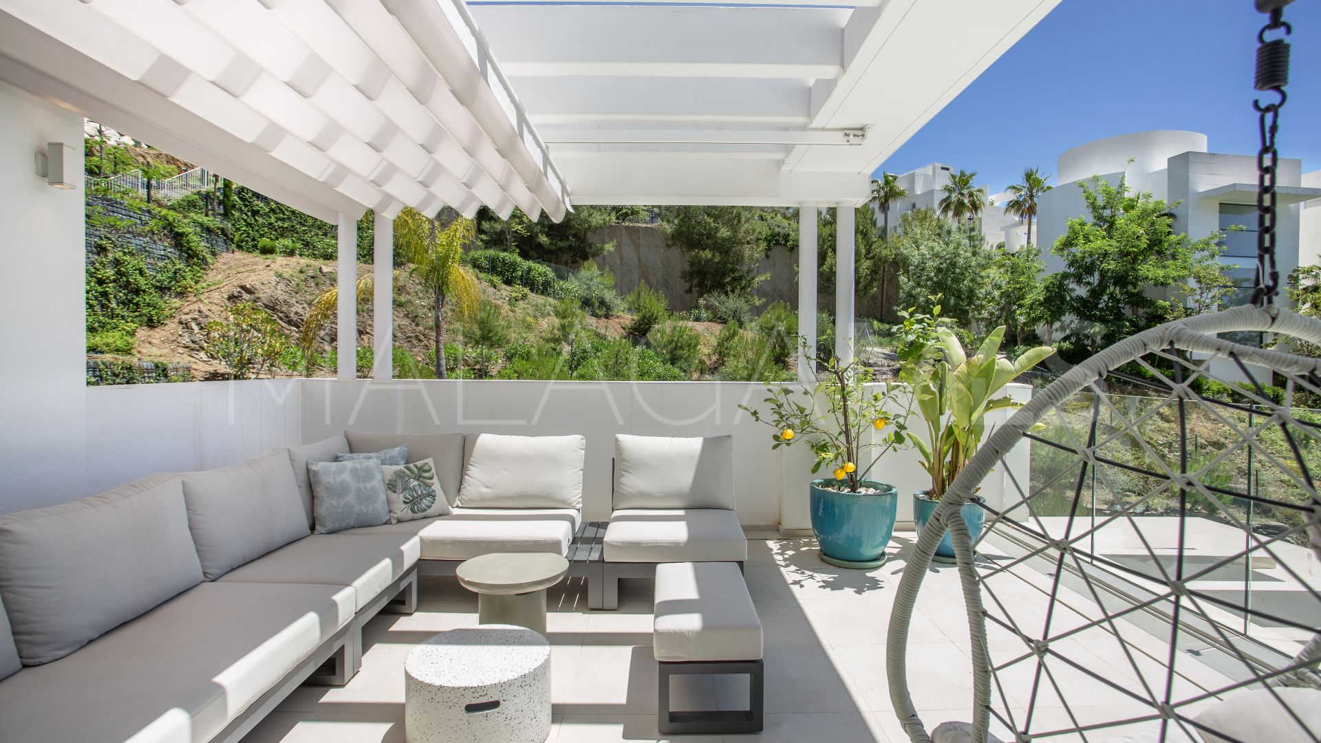 Buy penthouse in Palo Alto