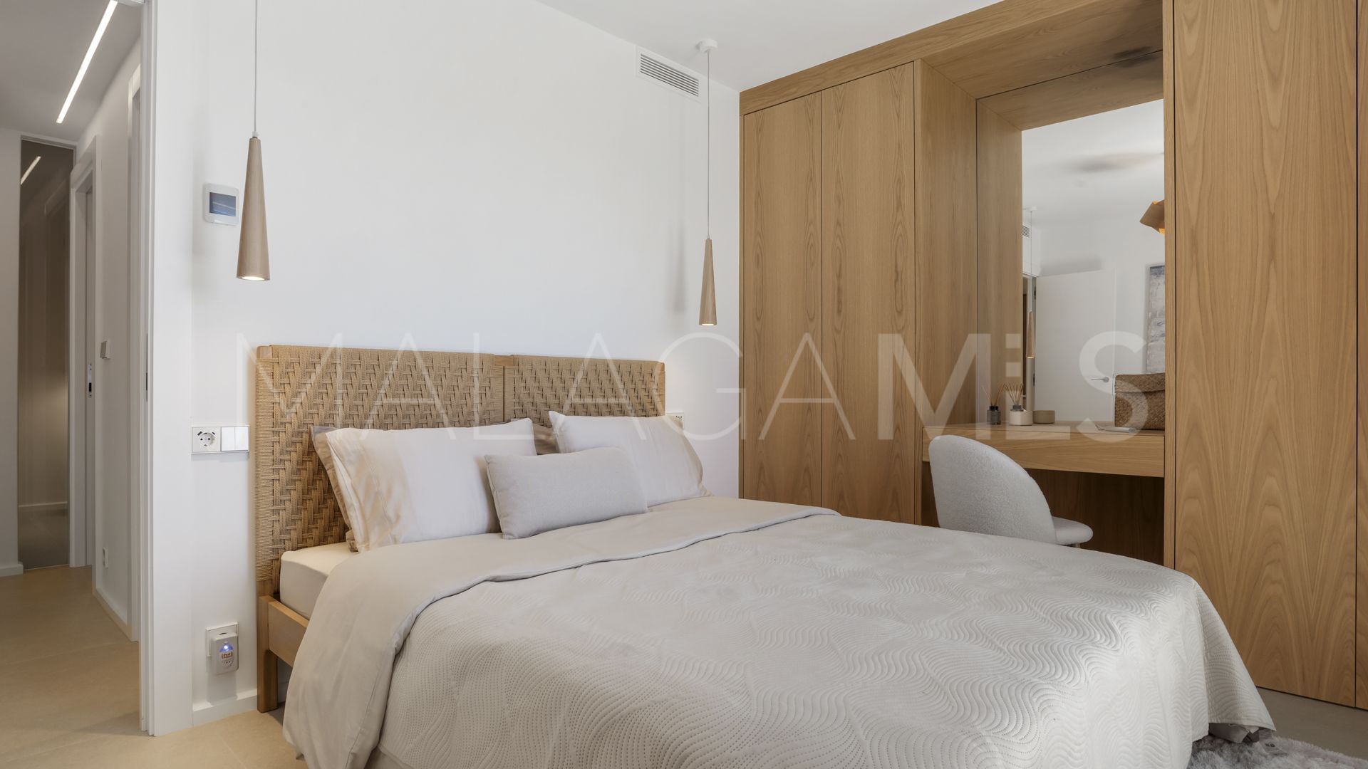 Se vende apartamento planta baja de 3 bedrooms in Estepona