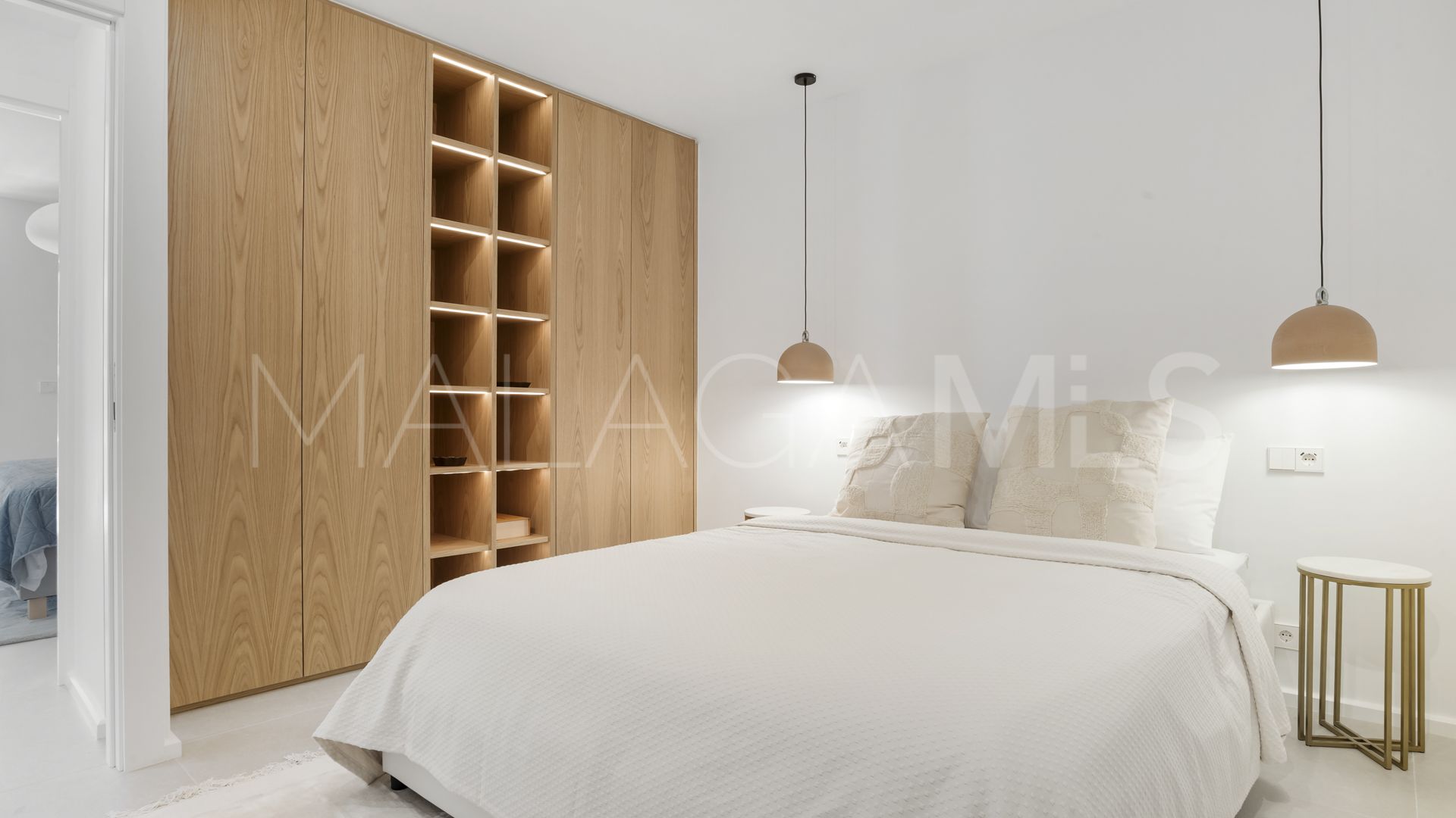 Se vende apartamento planta baja de 3 bedrooms in Estepona