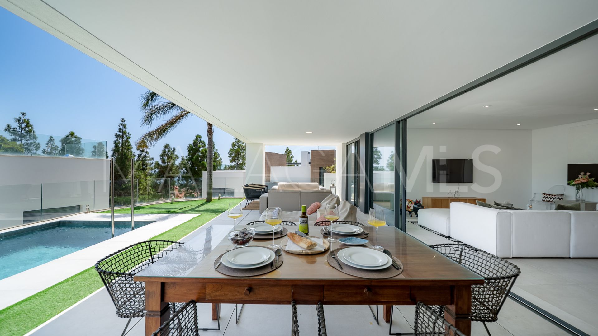 Duplex for sale in Cabopino de 3 bedrooms