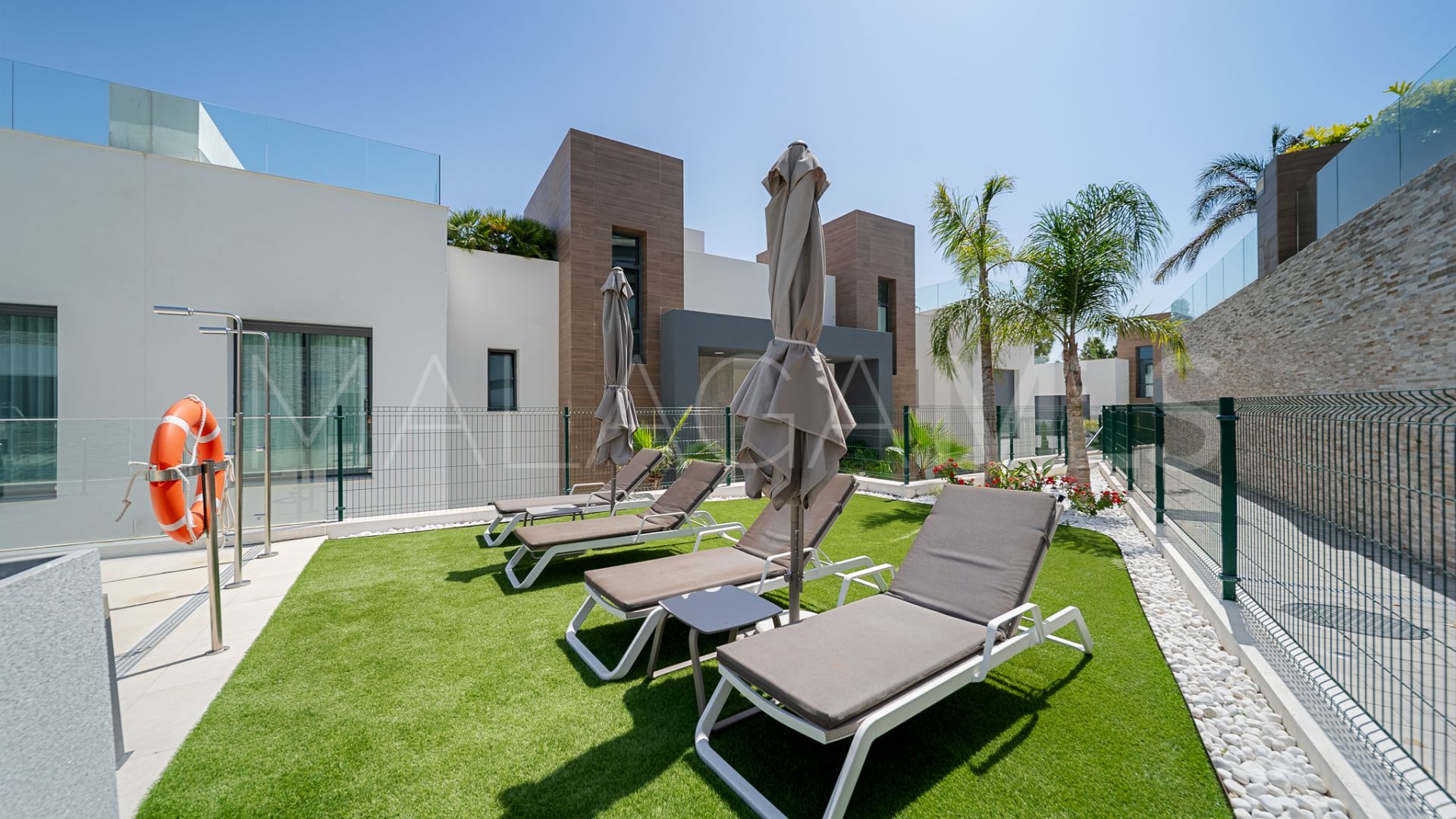 Duplex for sale in Cabopino de 3 bedrooms