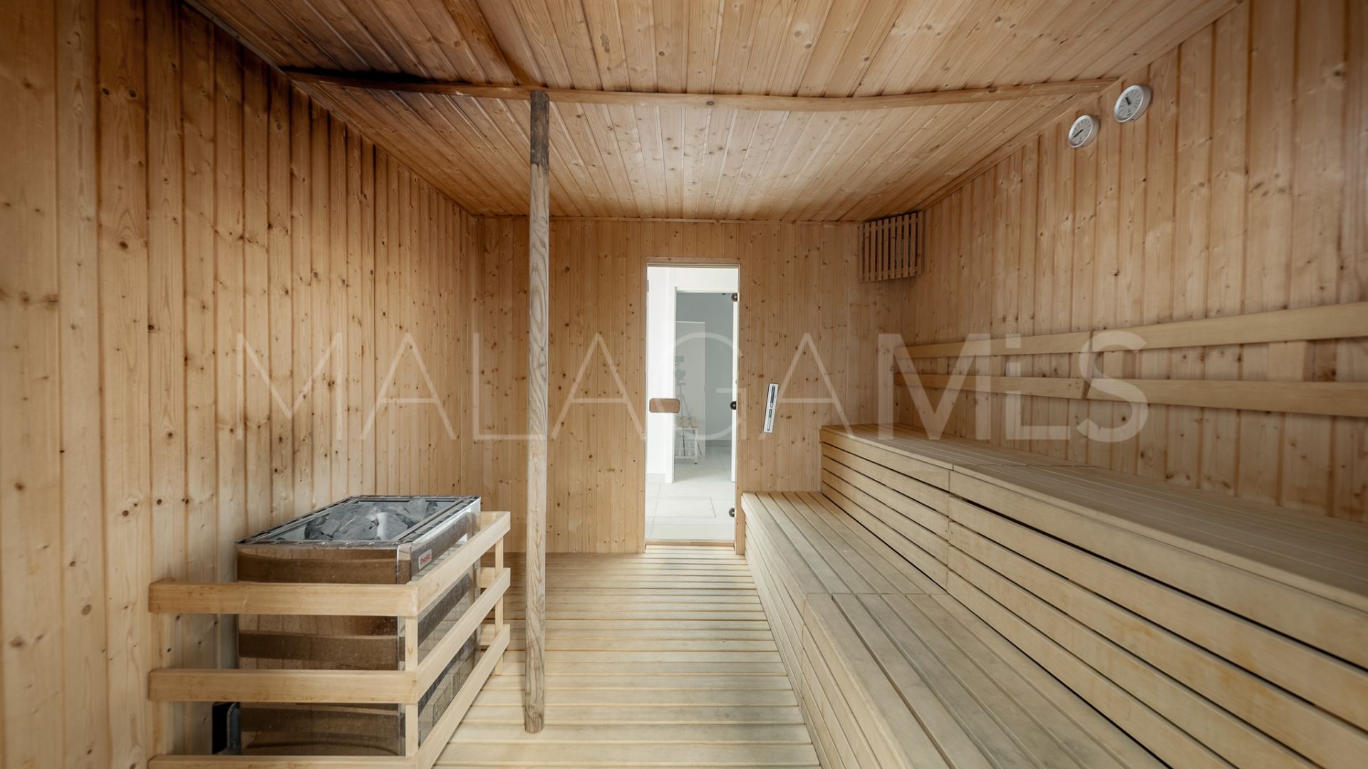 Duplex for sale in Cabopino de 3 bedrooms