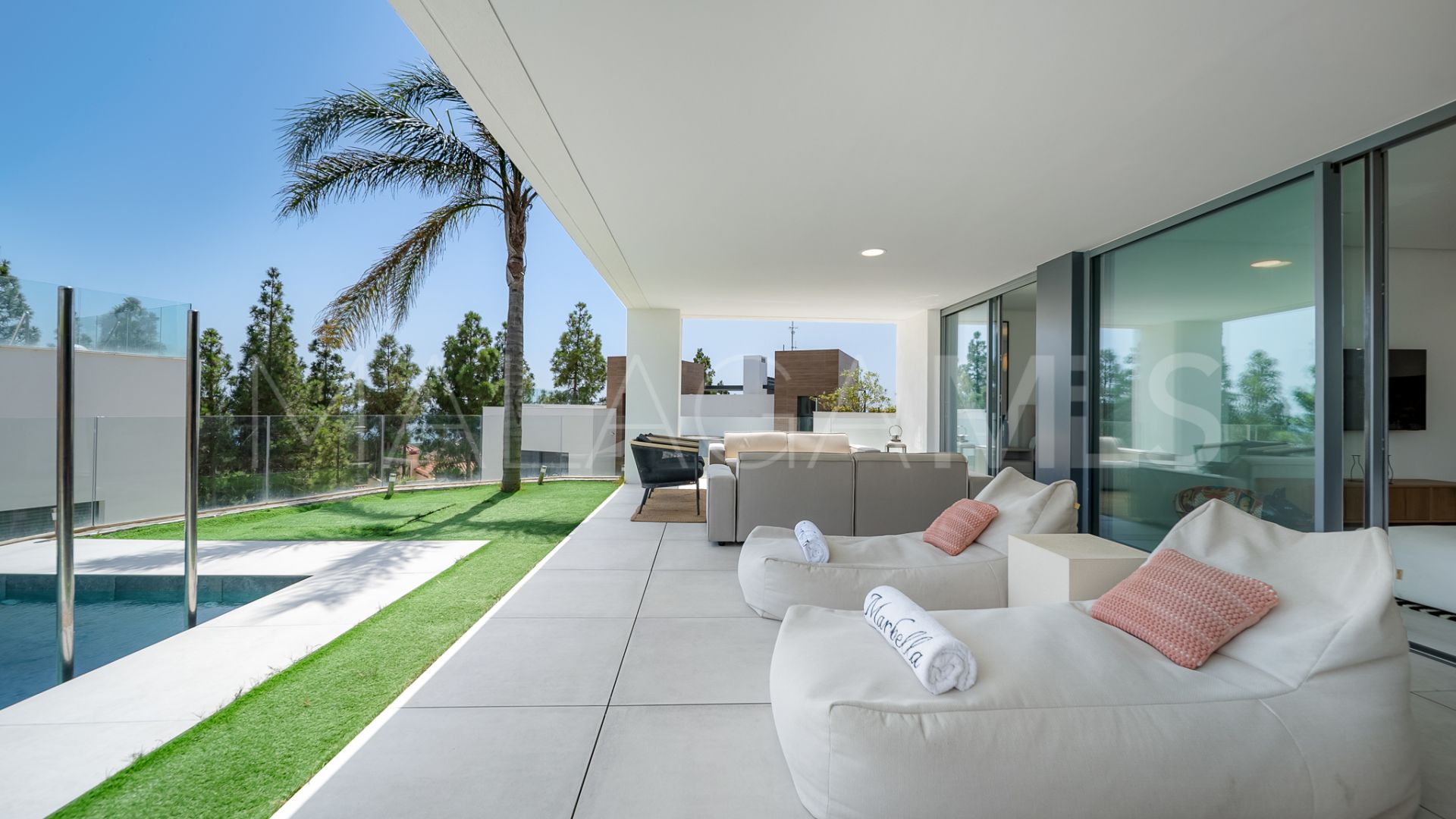 Duplex for sale in Cabopino de 3 bedrooms