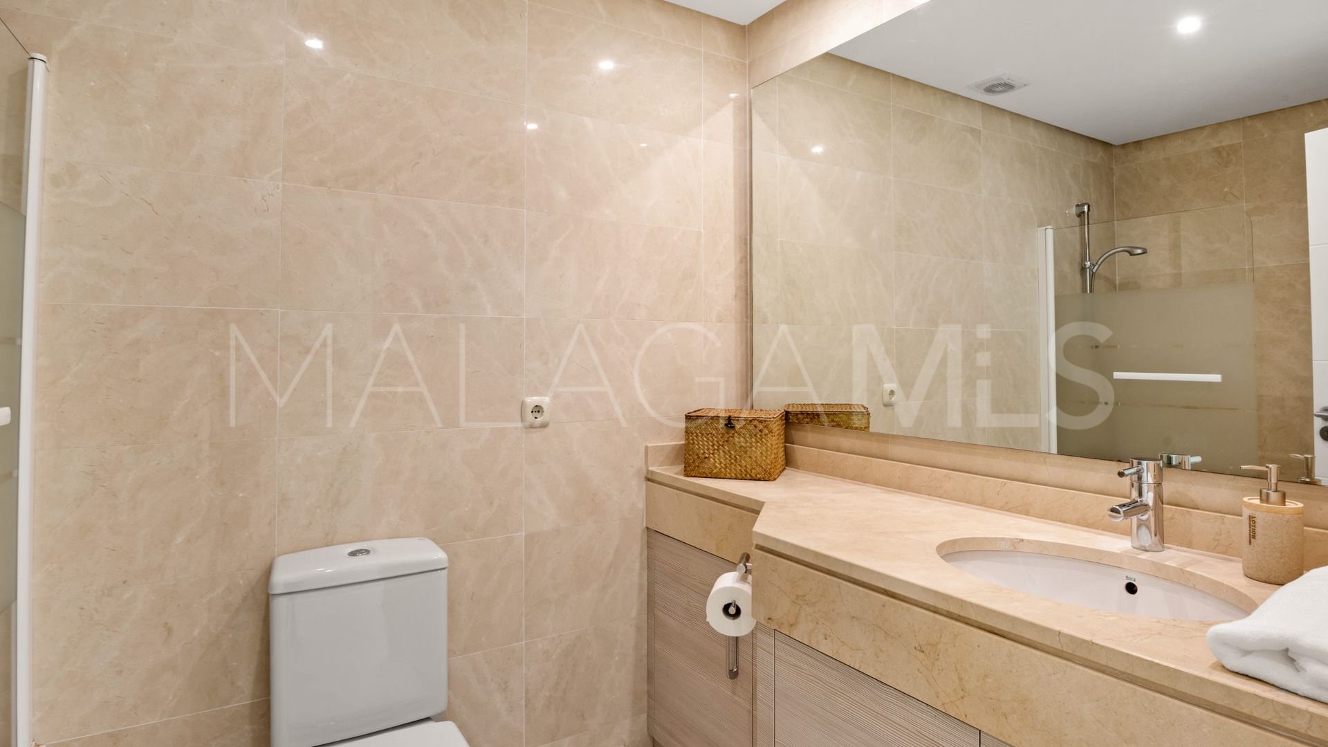 Lägenhet for sale in Estepona