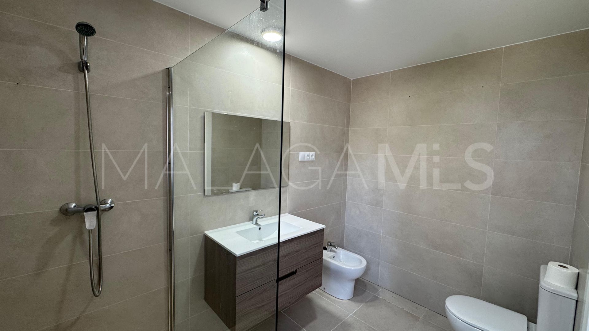 Buy apartamento in Nueva Andalucia