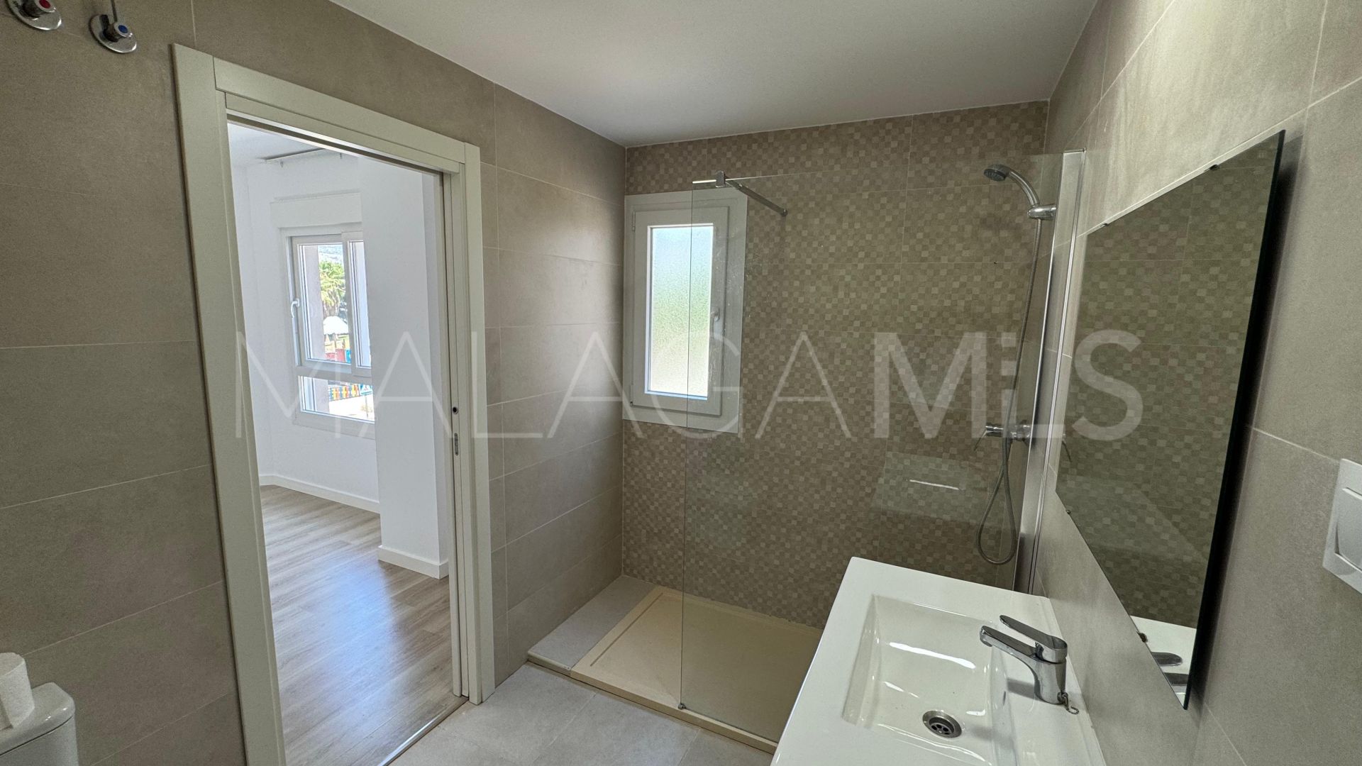 Buy apartamento in Nueva Andalucia