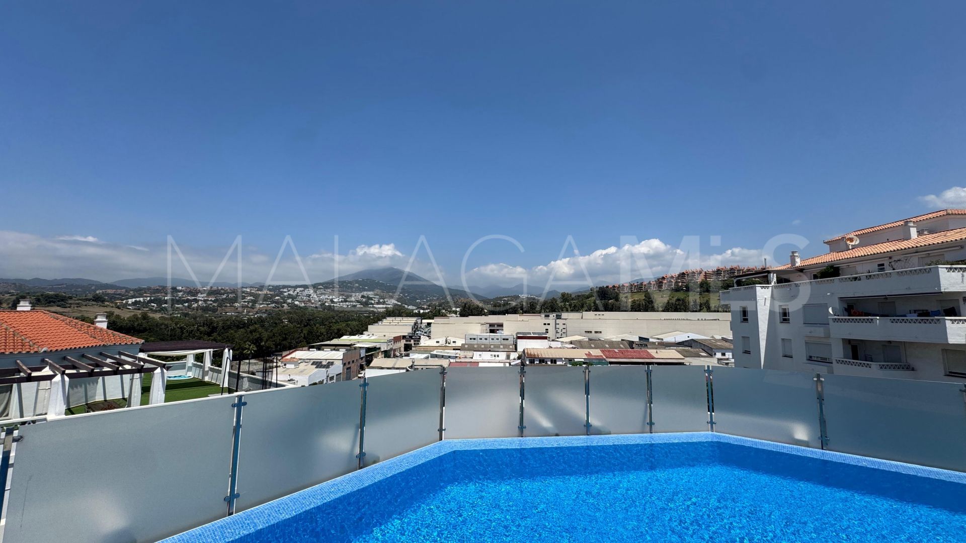 Buy apartamento in Nueva Andalucia