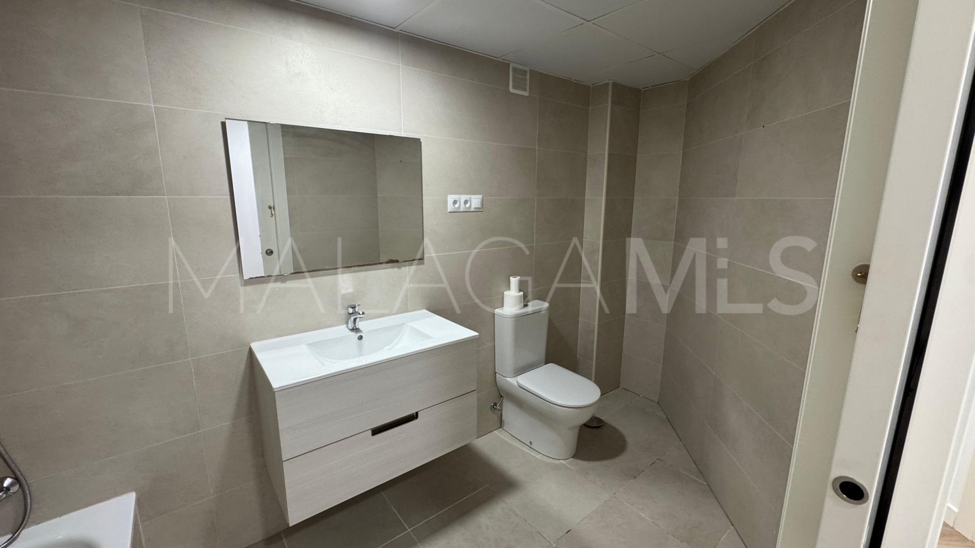Buy apartamento in Nueva Andalucia