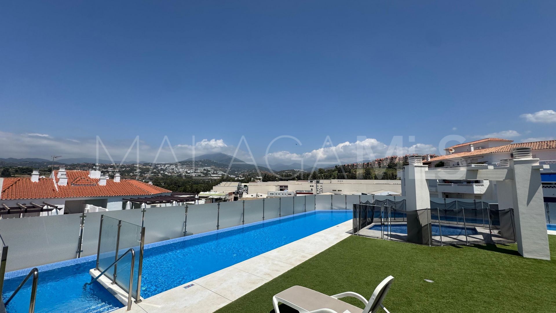 Buy apartamento in Nueva Andalucia