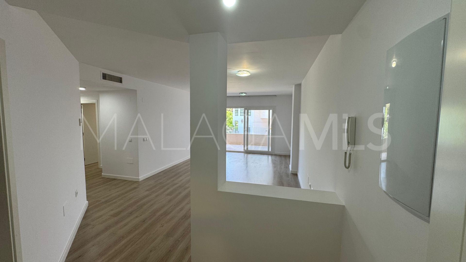 Buy apartamento in Nueva Andalucia