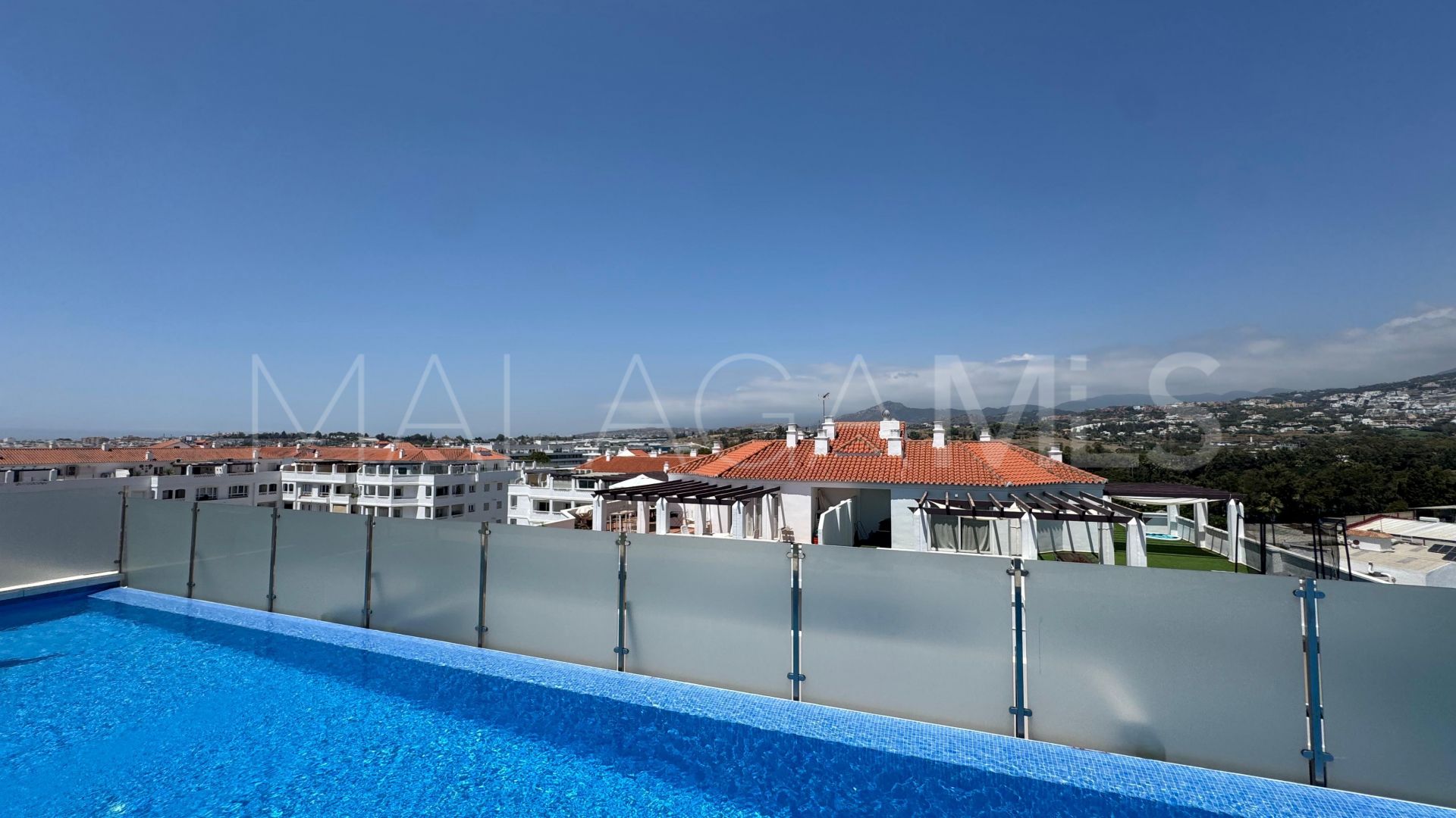 Buy apartamento in Nueva Andalucia