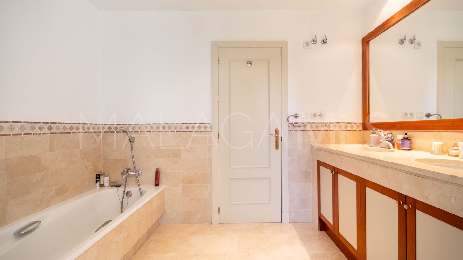 Penthouse for sale in La Quinta