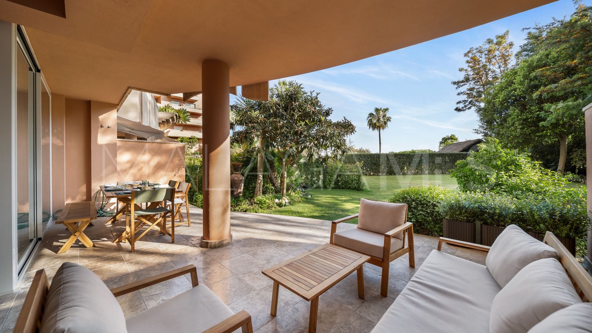 Apartamento planta baja de 3 bedrooms a la venta in Magna Marbella
