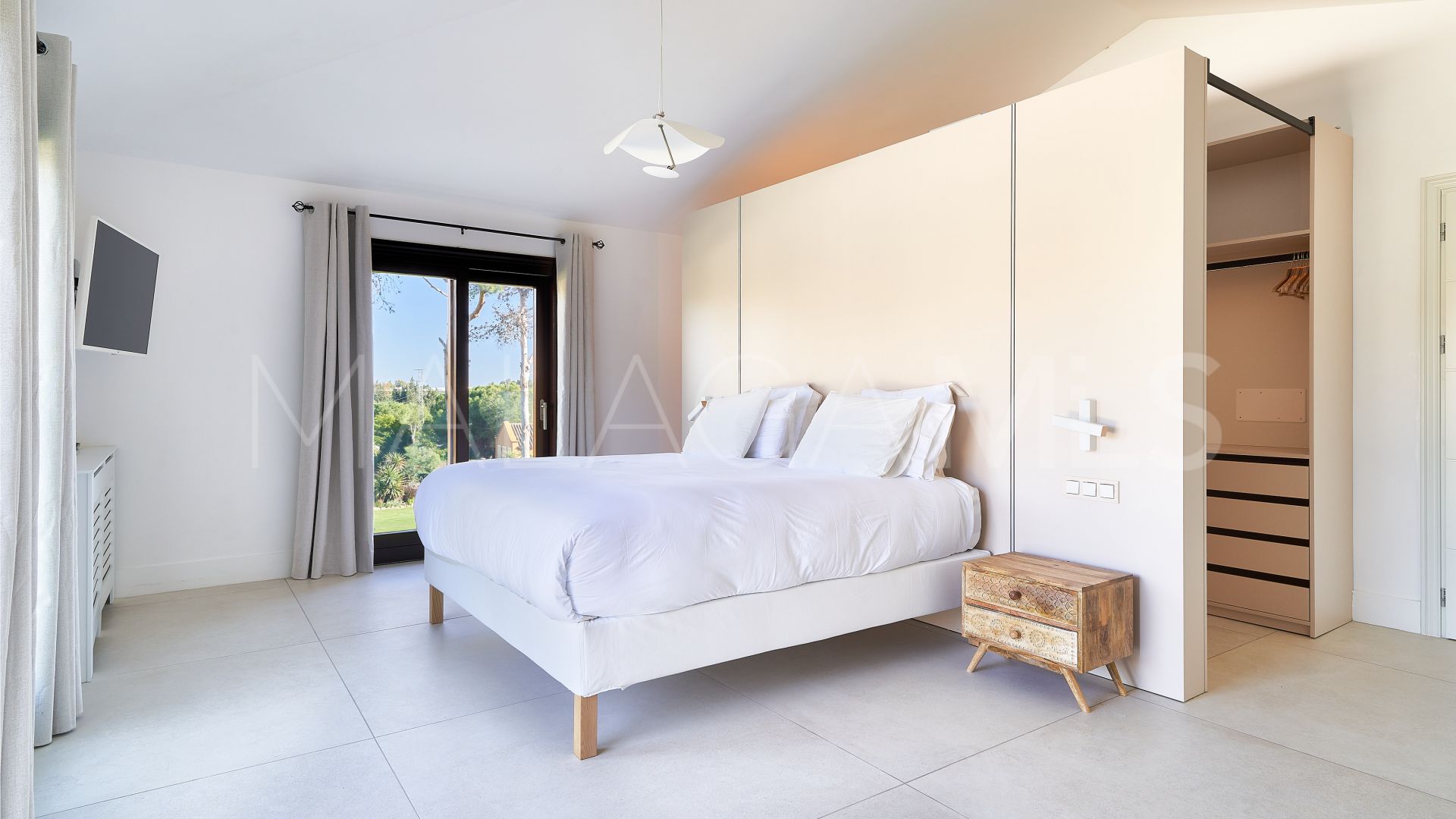 Villa for sale in San Pedro de Alcantara