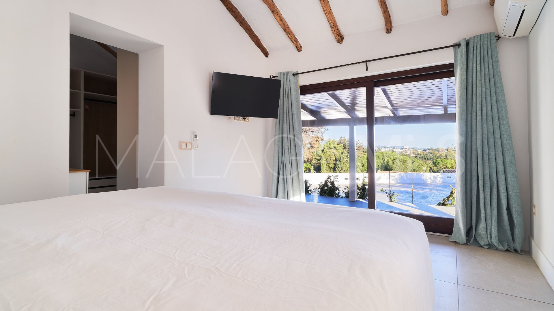 Villa for sale in San Pedro de Alcantara