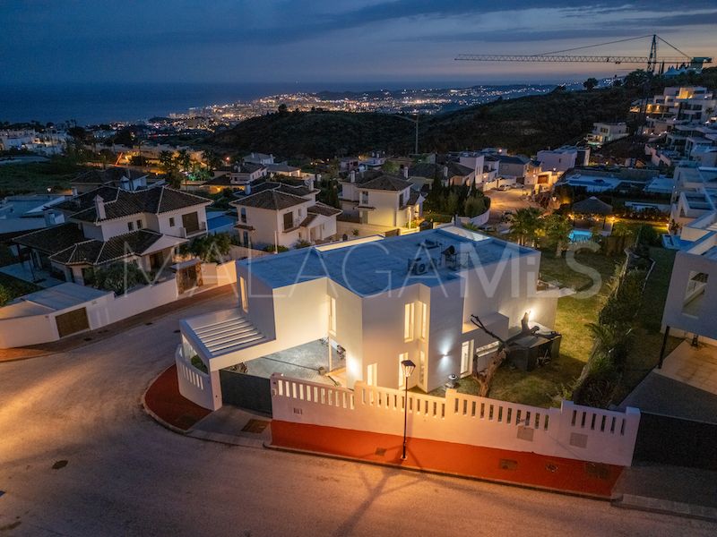 Villa for sale in Mijas