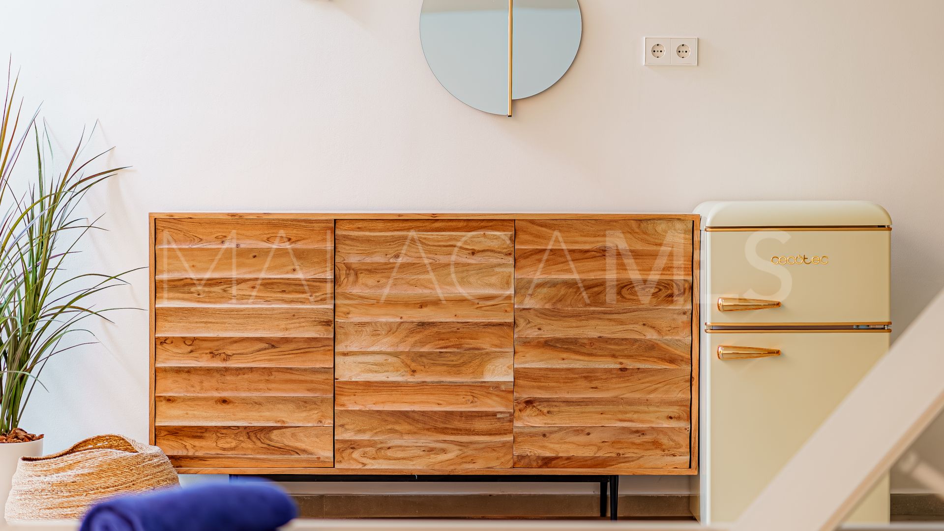 Villa for sale in Estepona