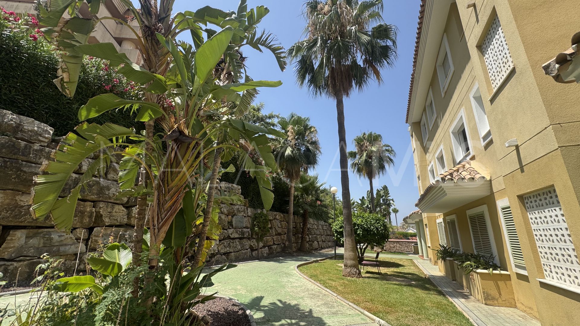 Wohnung for sale in Nueva Andalucia