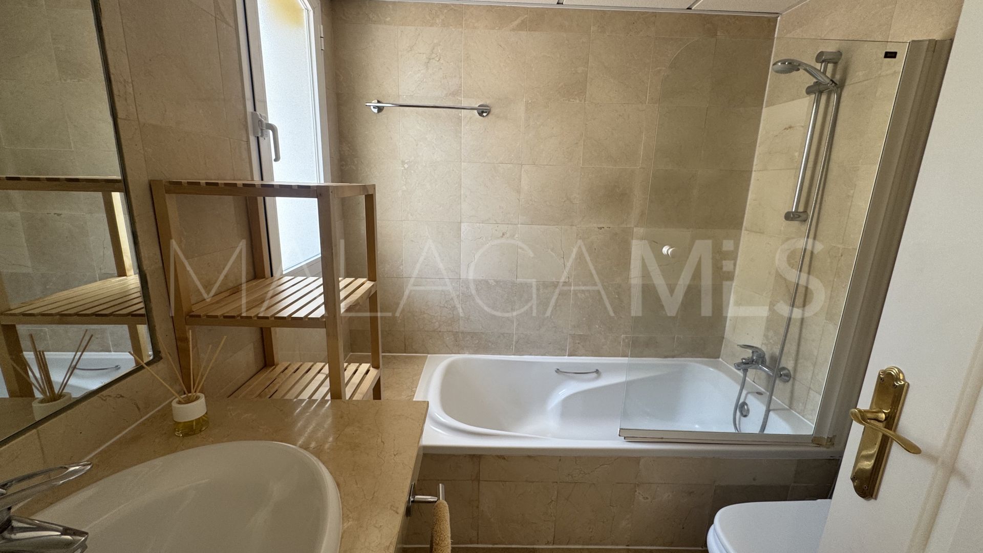 Wohnung for sale in Nueva Andalucia
