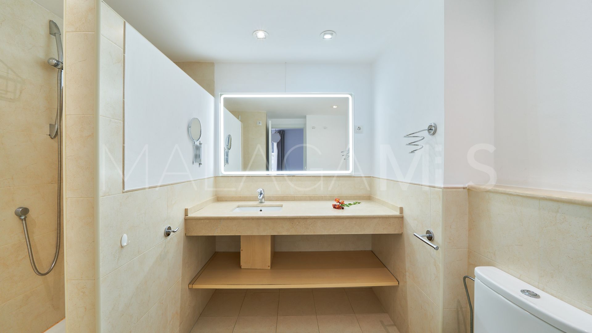 Elviria, apartamento with 2 bedrooms for sale