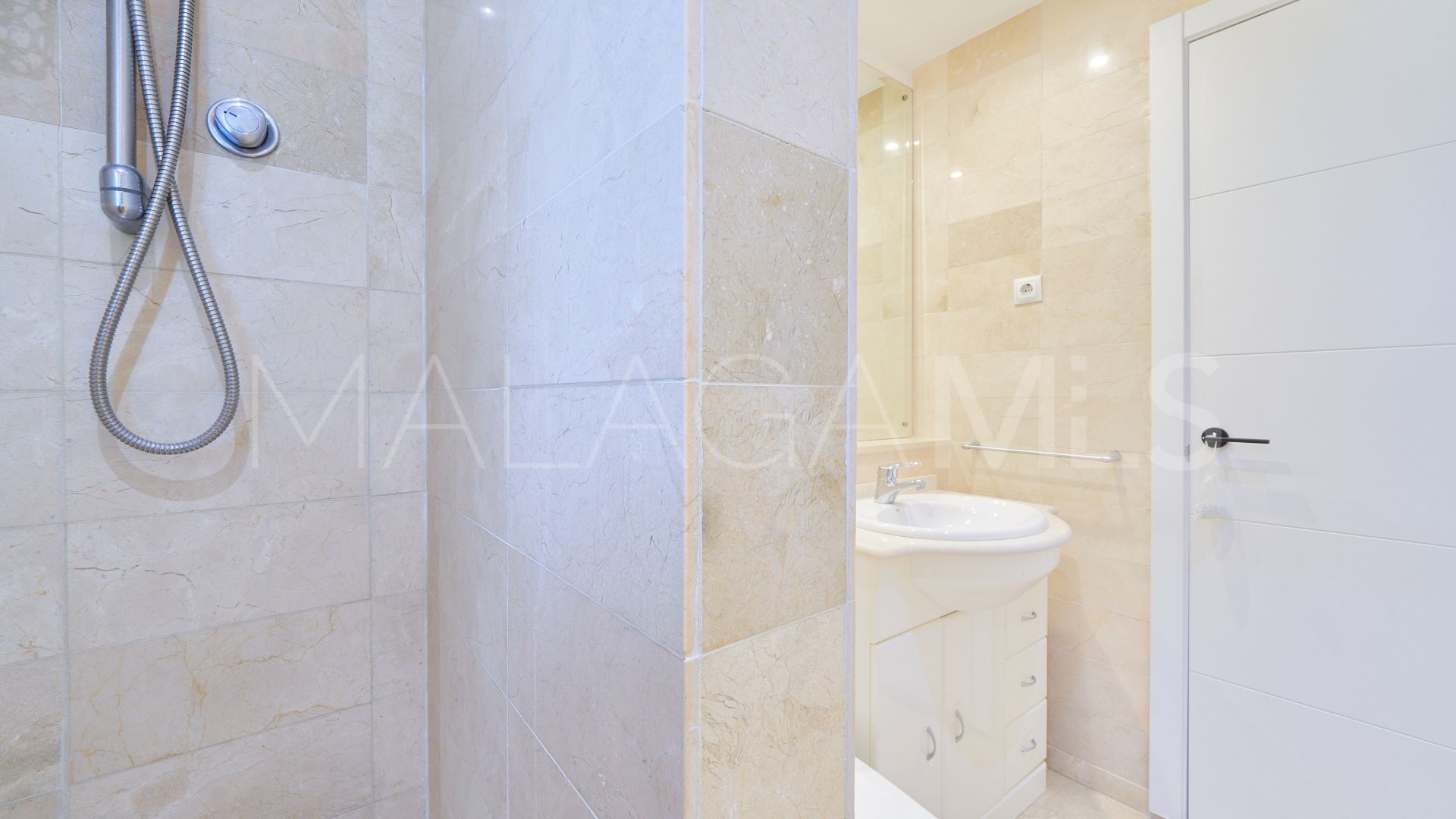 Elviria, apartamento with 2 bedrooms for sale