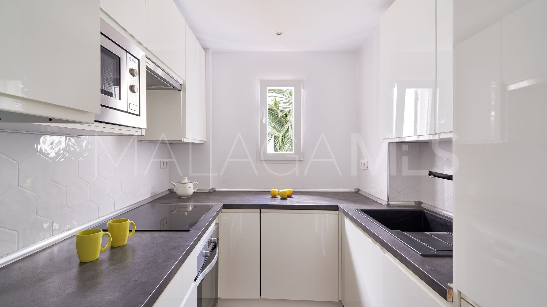 Elviria, apartamento with 2 bedrooms for sale
