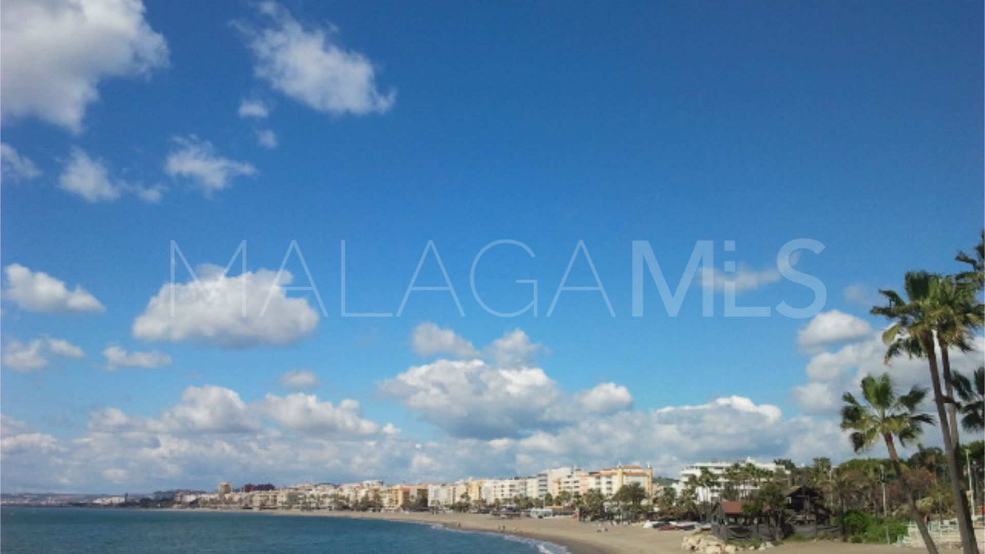Apartment in Estepona for sale