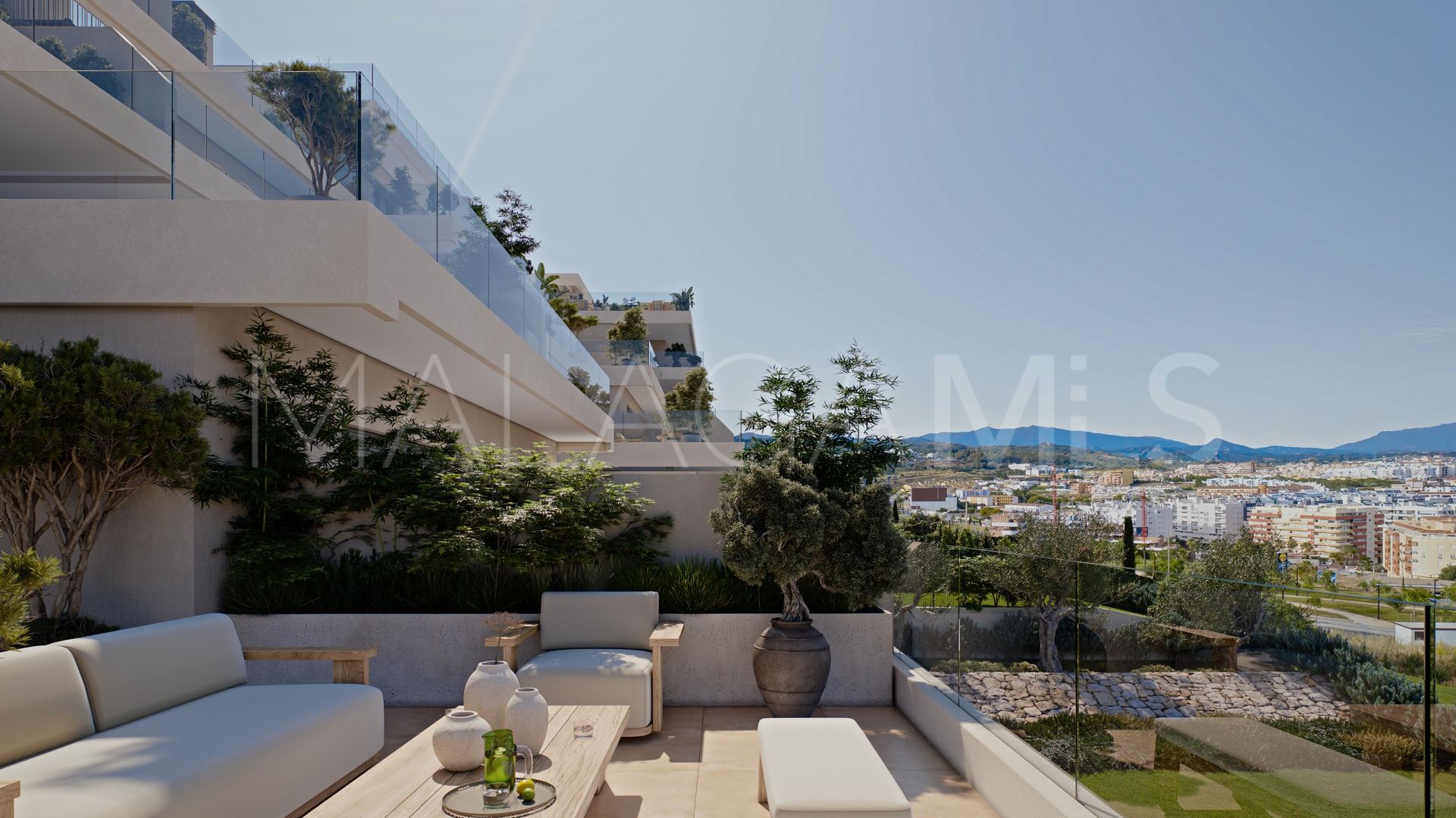 Buy 3 bedrooms apartment in Estepona