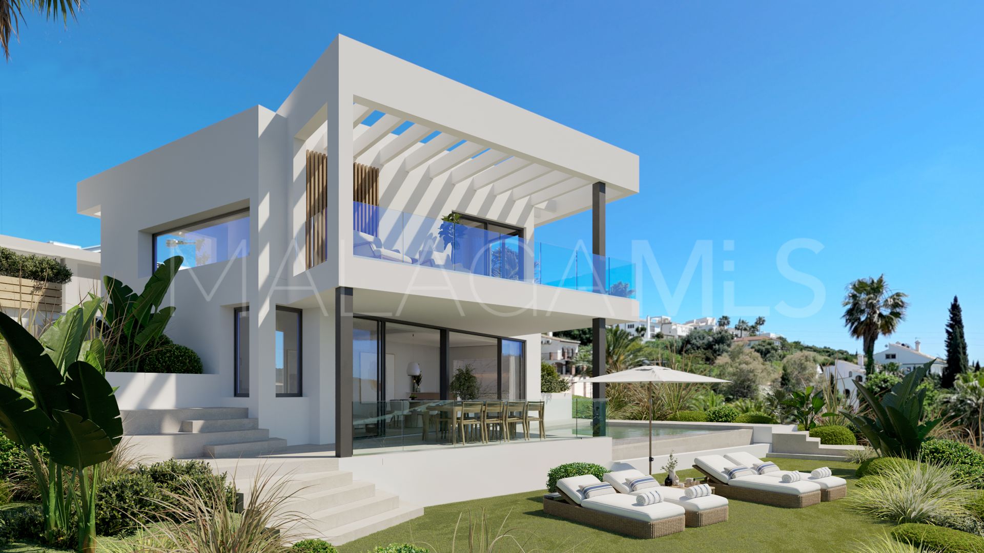 Villa for sale in Estepona