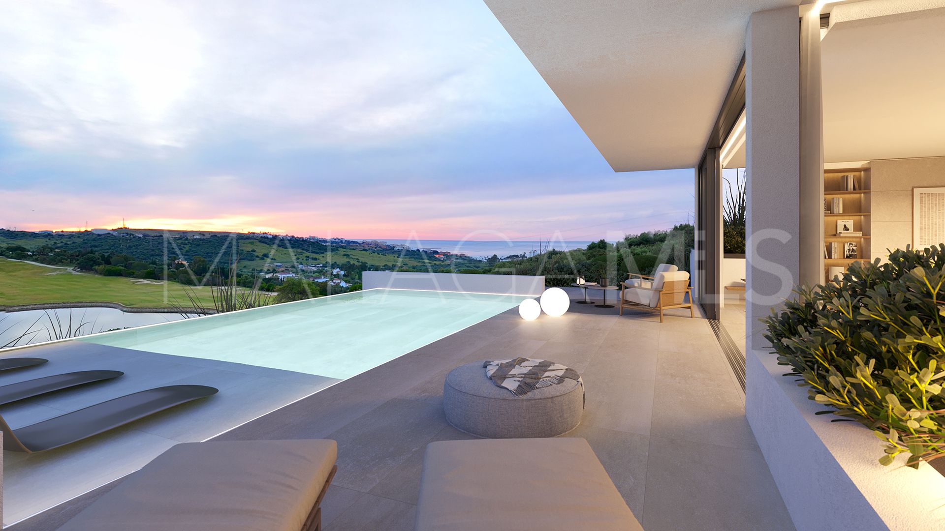 Villa for sale in Estepona