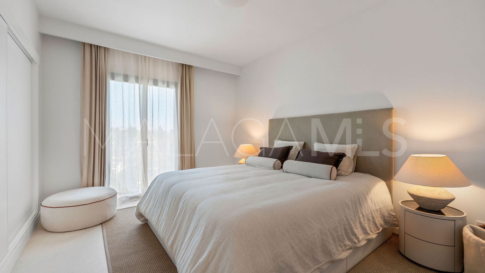 Maison de ville for sale in Nueva Andalucia