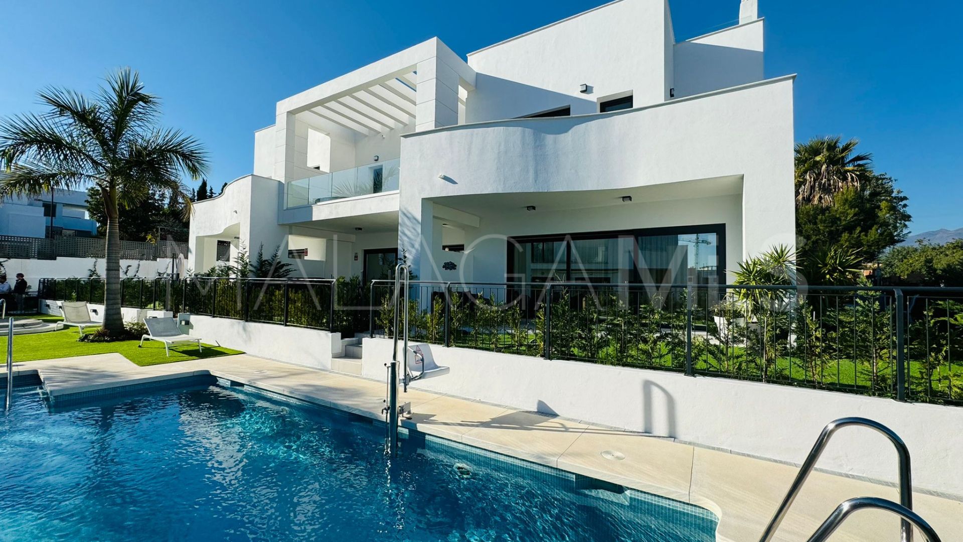 Reihenhaus for sale in Bel Air