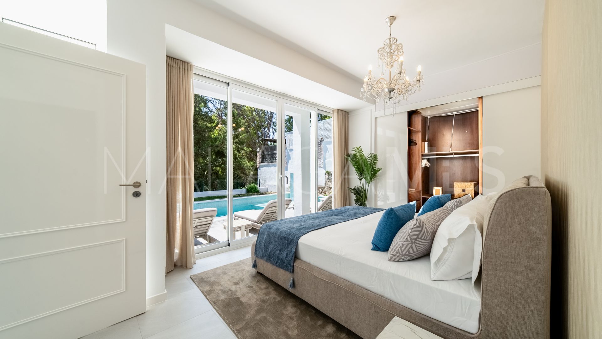 Las Brisas, villa with 4 bedrooms for sale