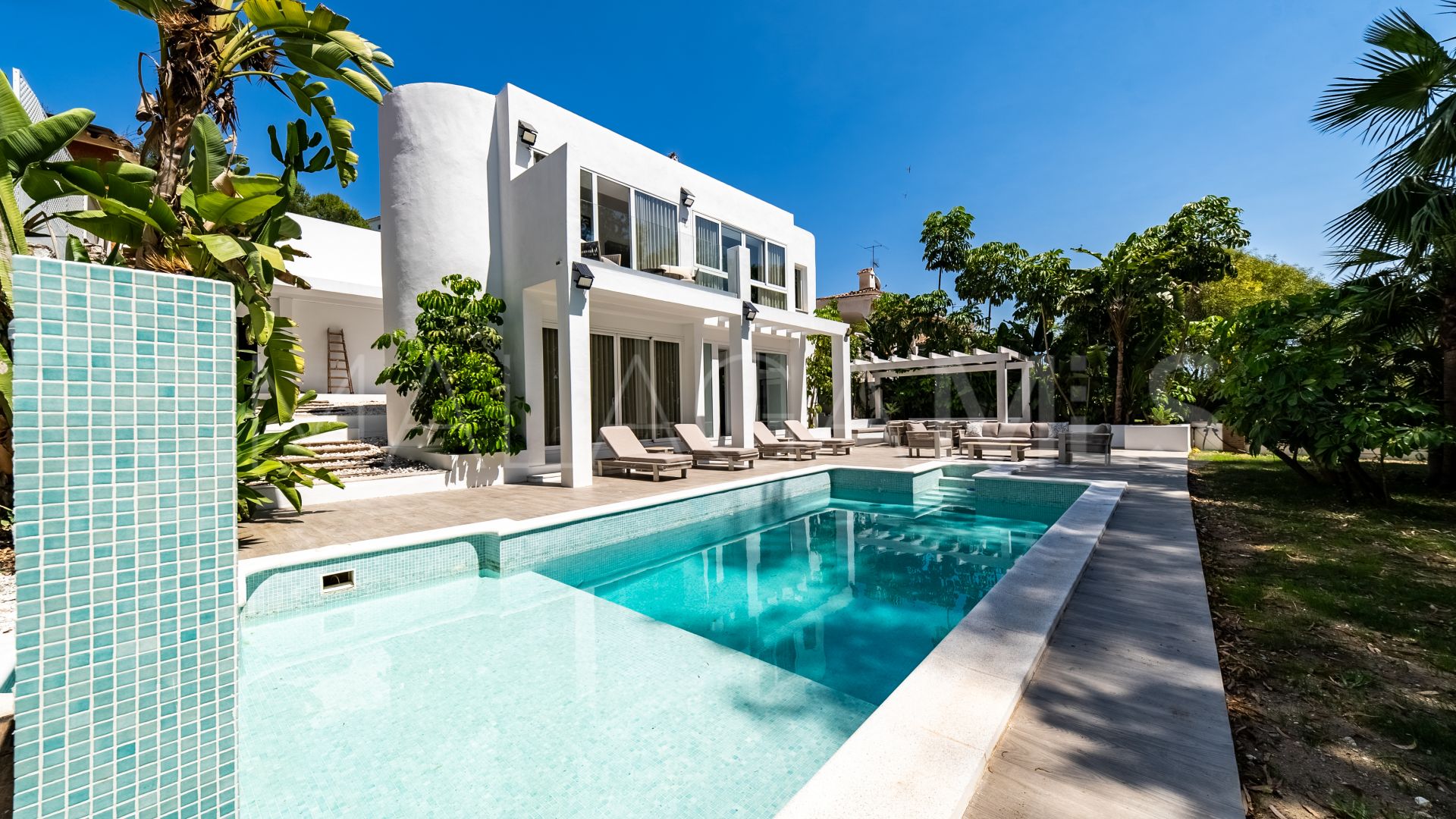 Las Brisas, villa with 4 bedrooms for sale