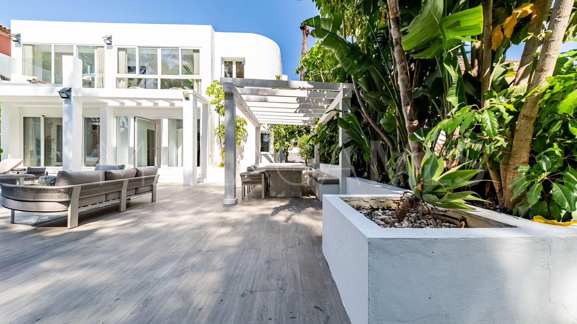 Las Brisas, villa with 4 bedrooms for sale