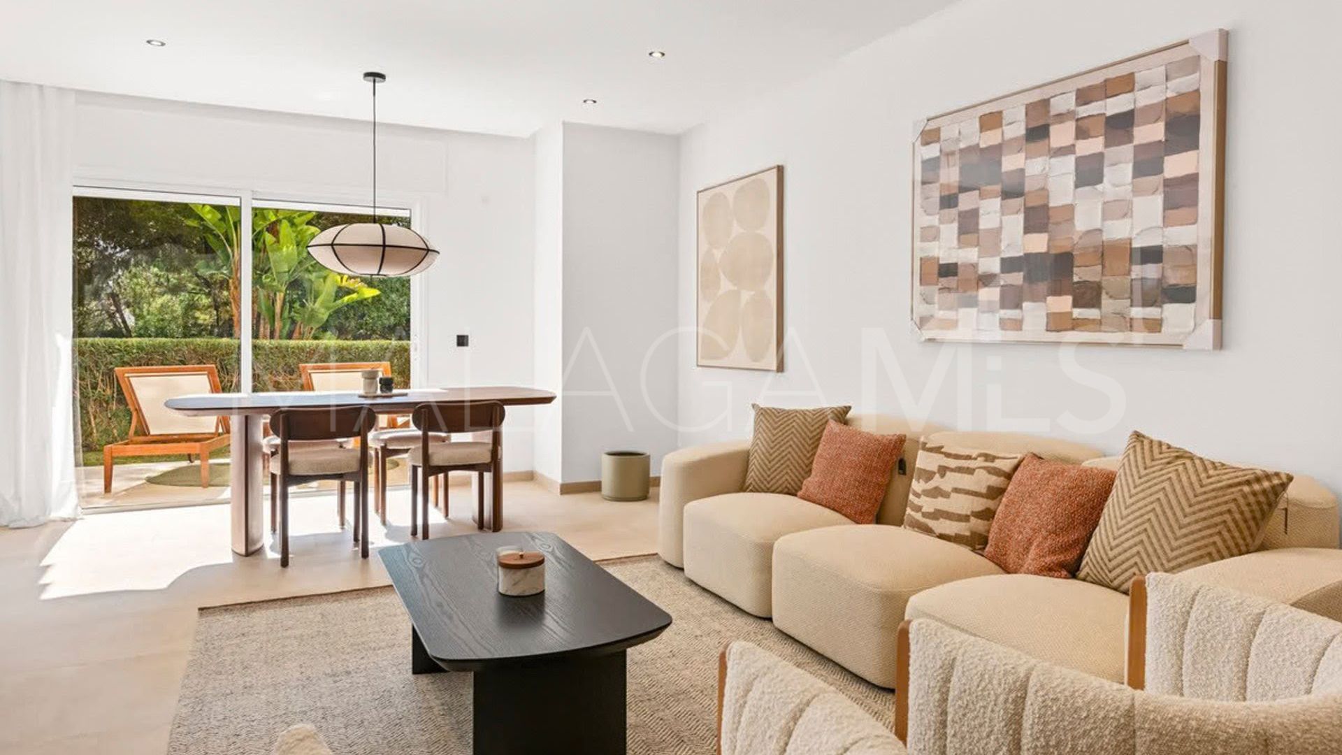 Nueva Andalucia 3 bedrooms ground floor apartment for sale