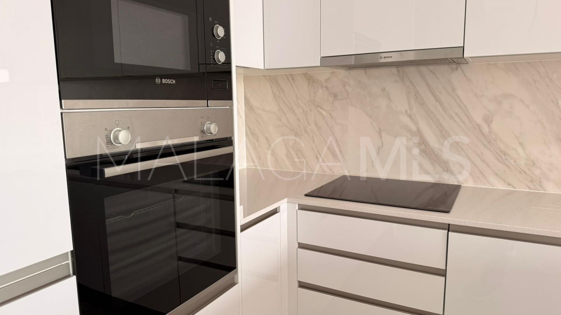 Lägenhet for sale in Estepona Väst