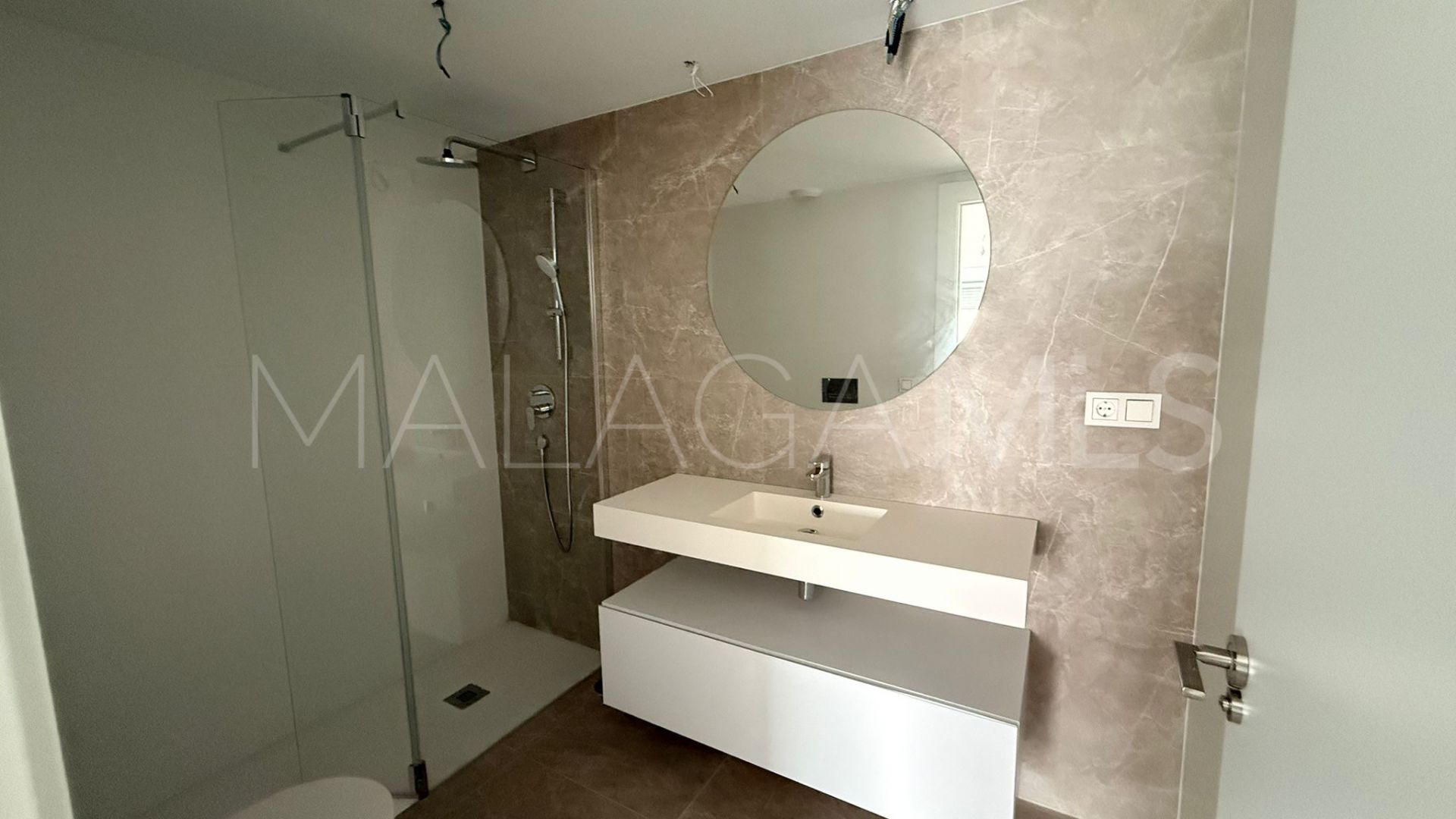 Lägenhet for sale in Estepona Väst