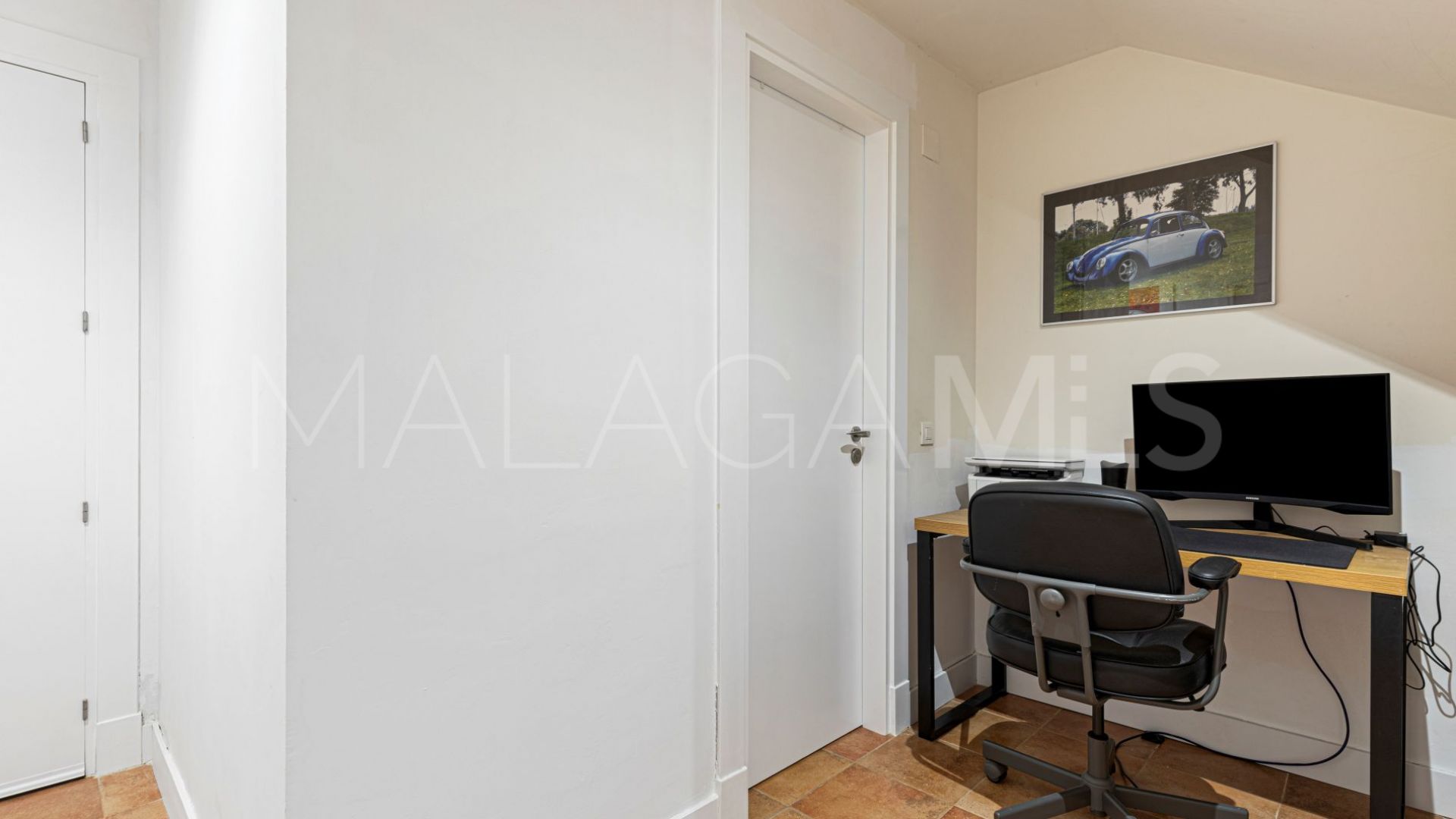 Buy adosado in El Casar with 4 bedrooms