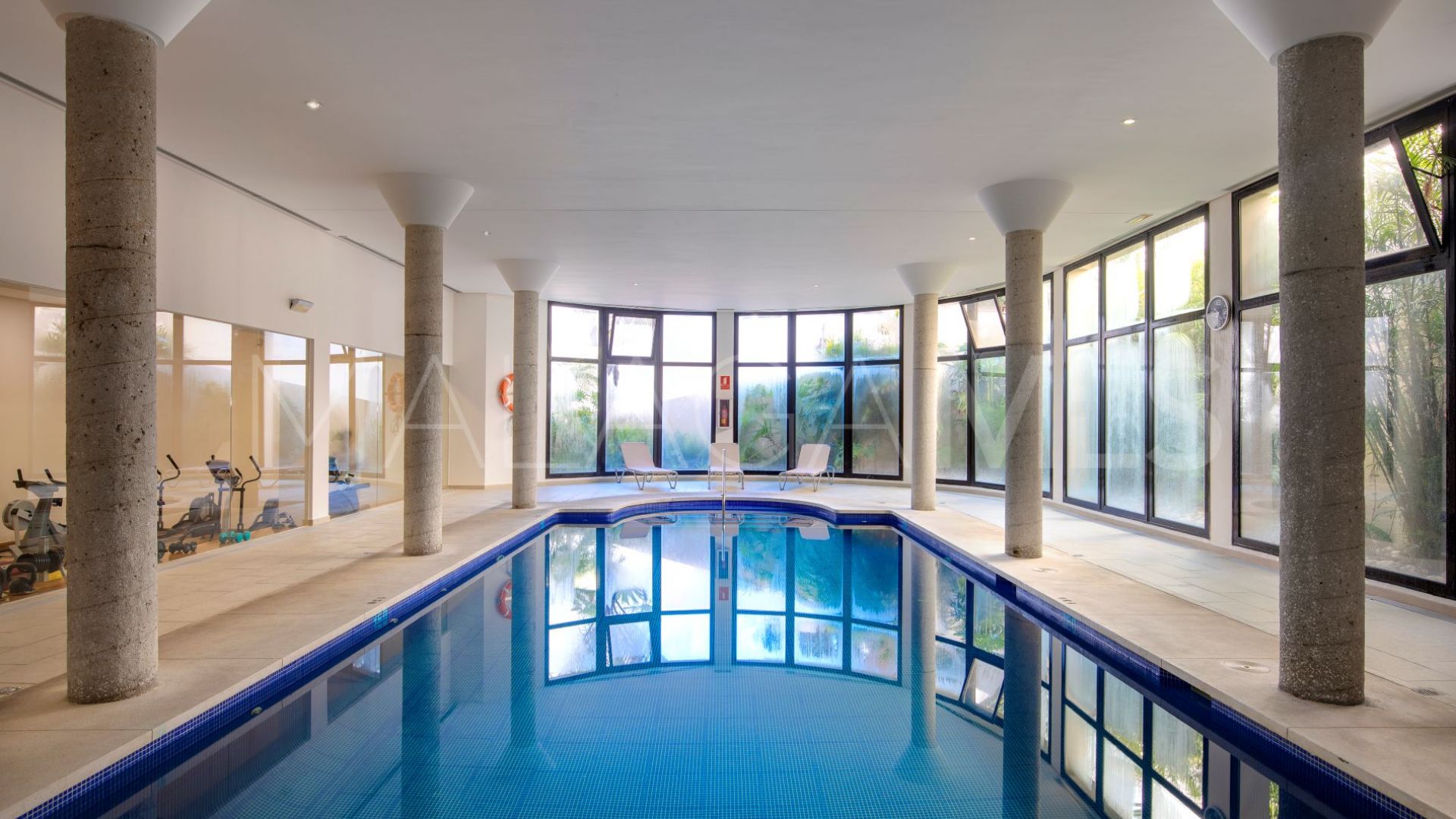 Buy adosado in El Casar with 4 bedrooms