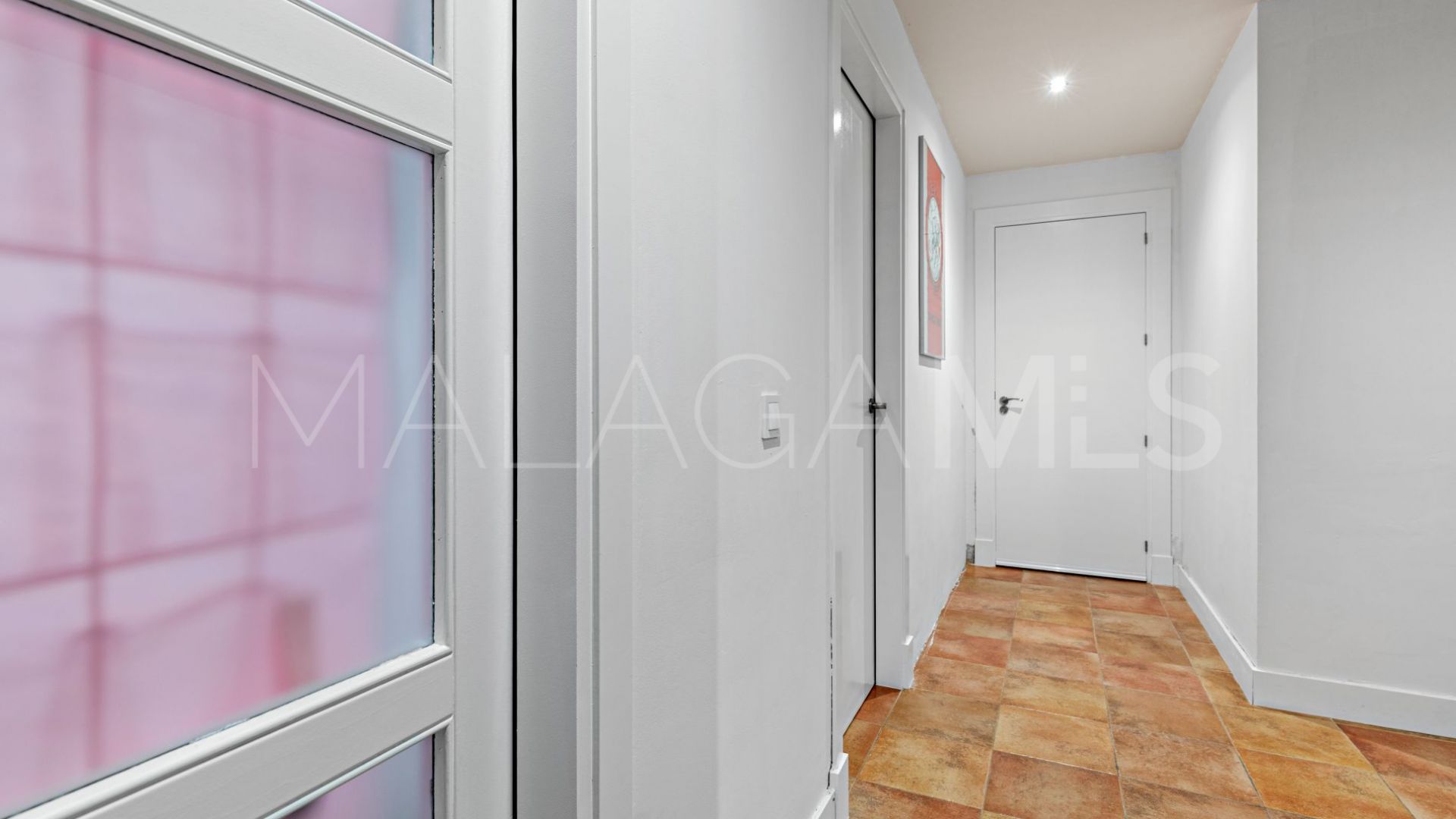 Buy adosado in El Casar with 4 bedrooms