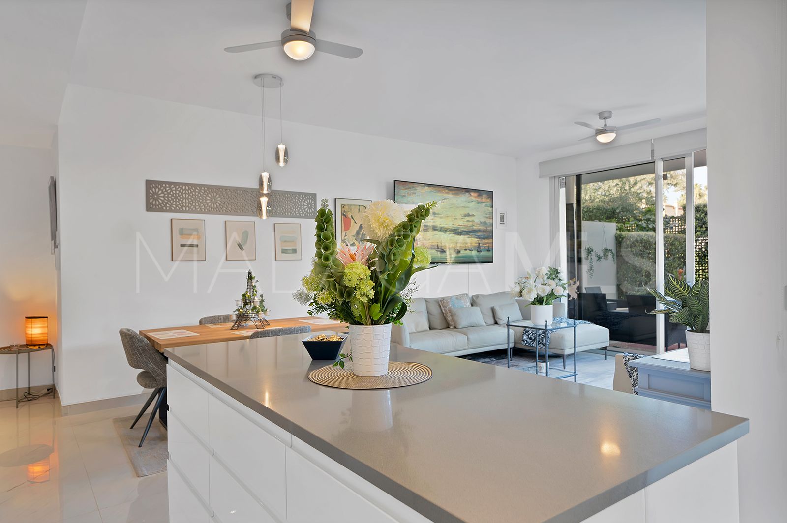 Apartamento planta baja for sale in Cancelada