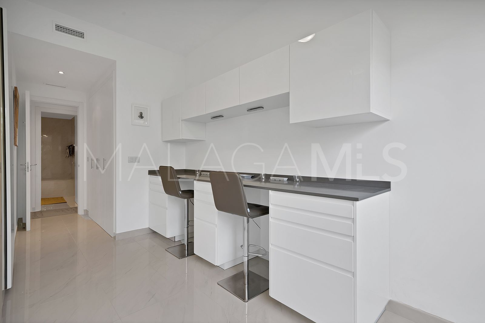 Apartamento planta baja for sale in Cancelada