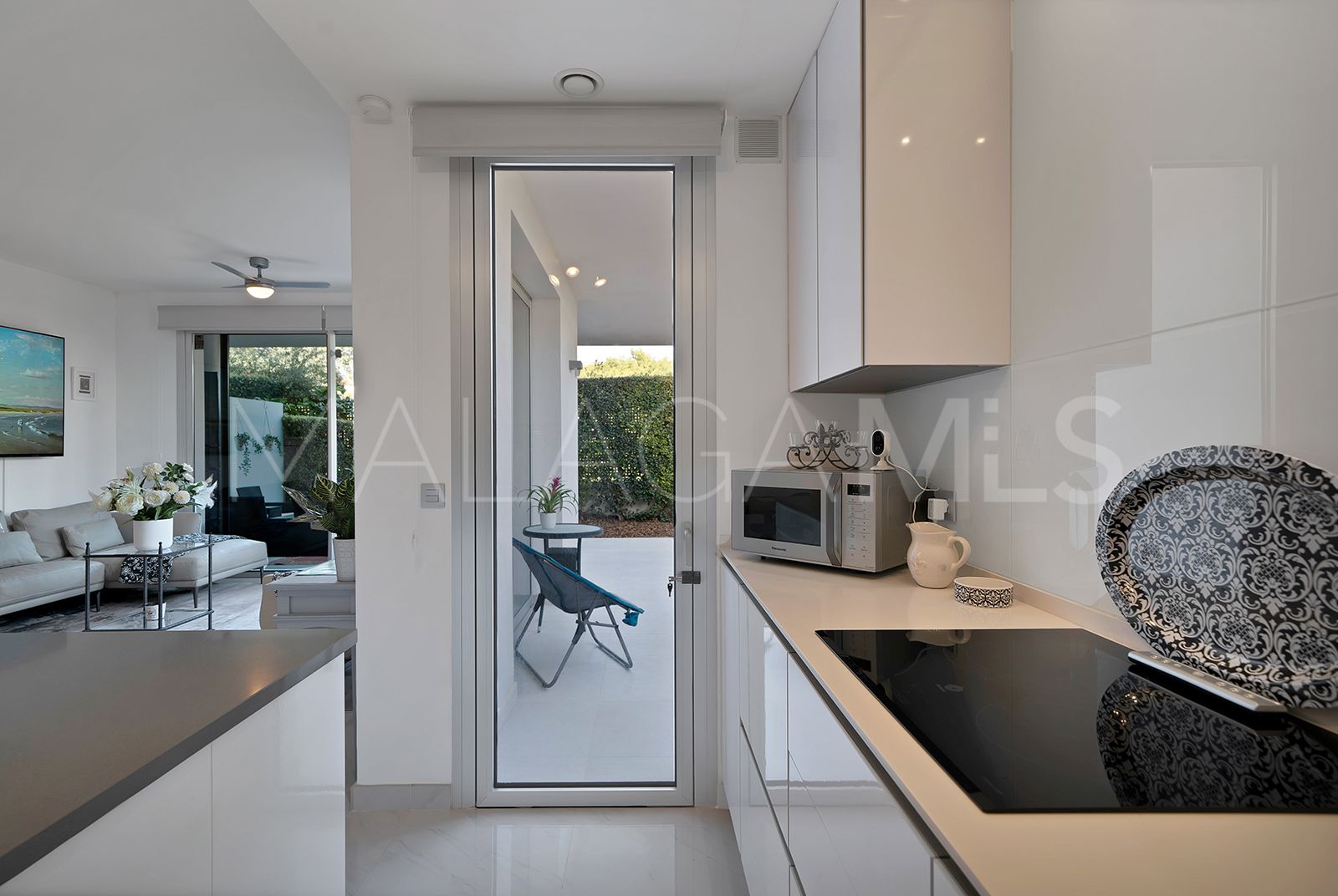 Apartamento planta baja for sale in Cancelada