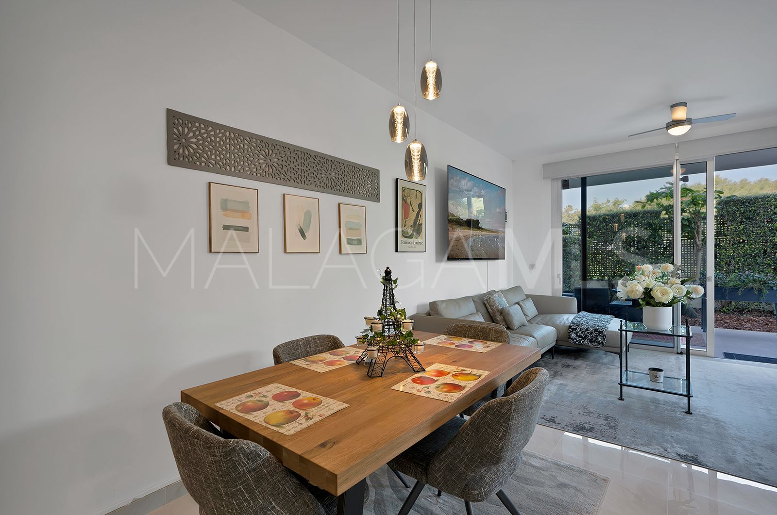 Apartamento planta baja for sale in Cancelada