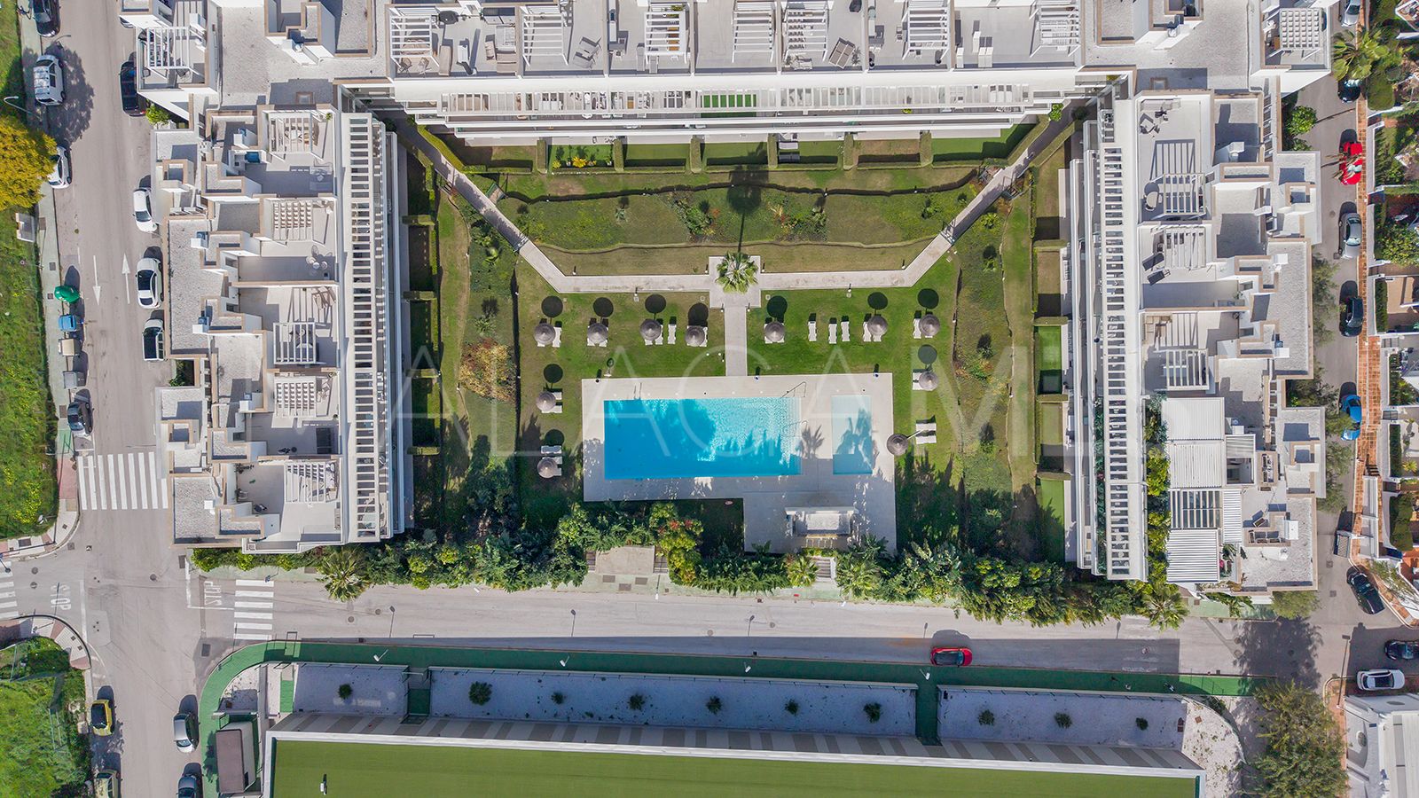 Apartamento planta baja for sale in Cancelada