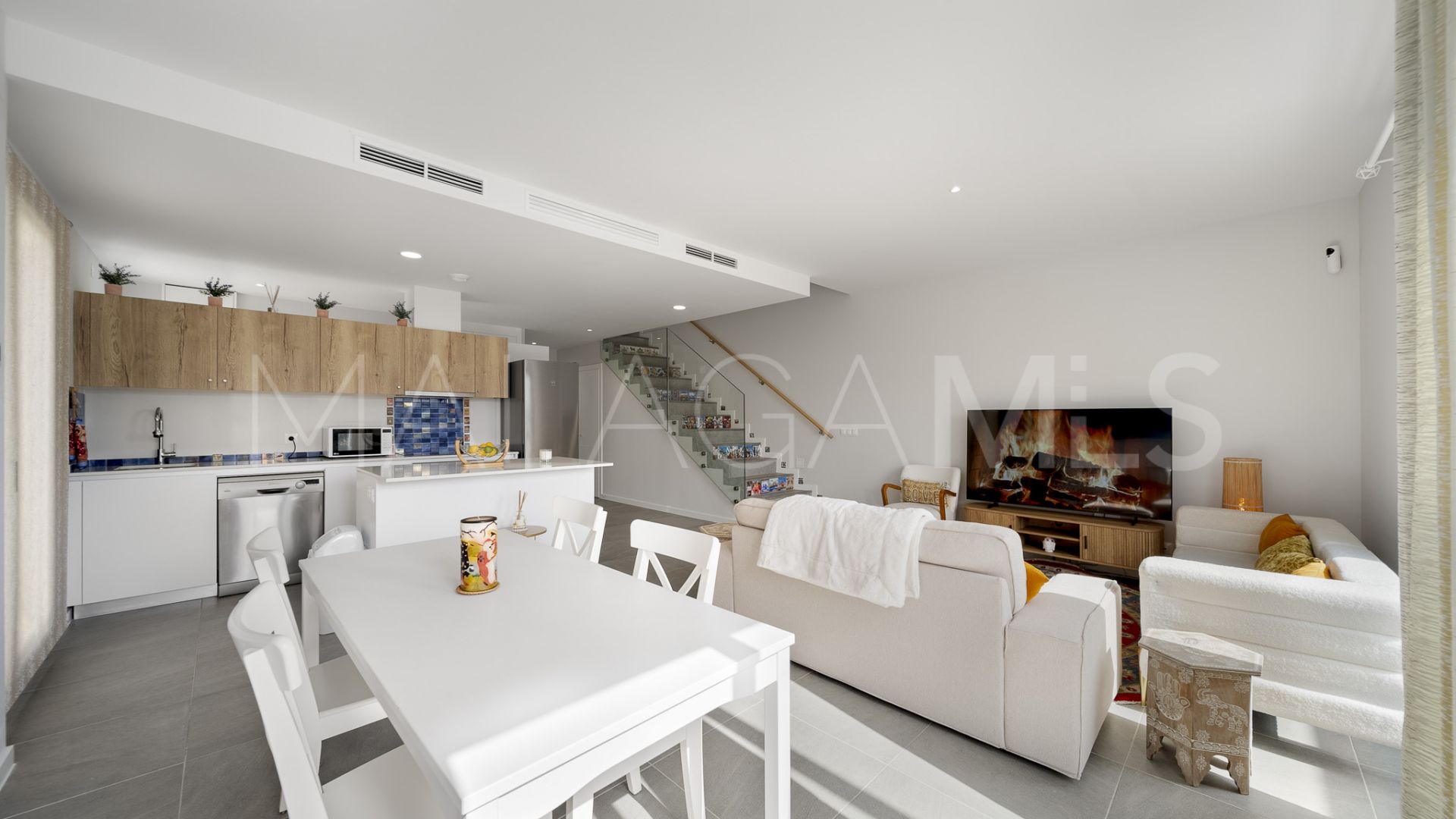 Pareado with 4 bedrooms a la venta in Riviera del Sol