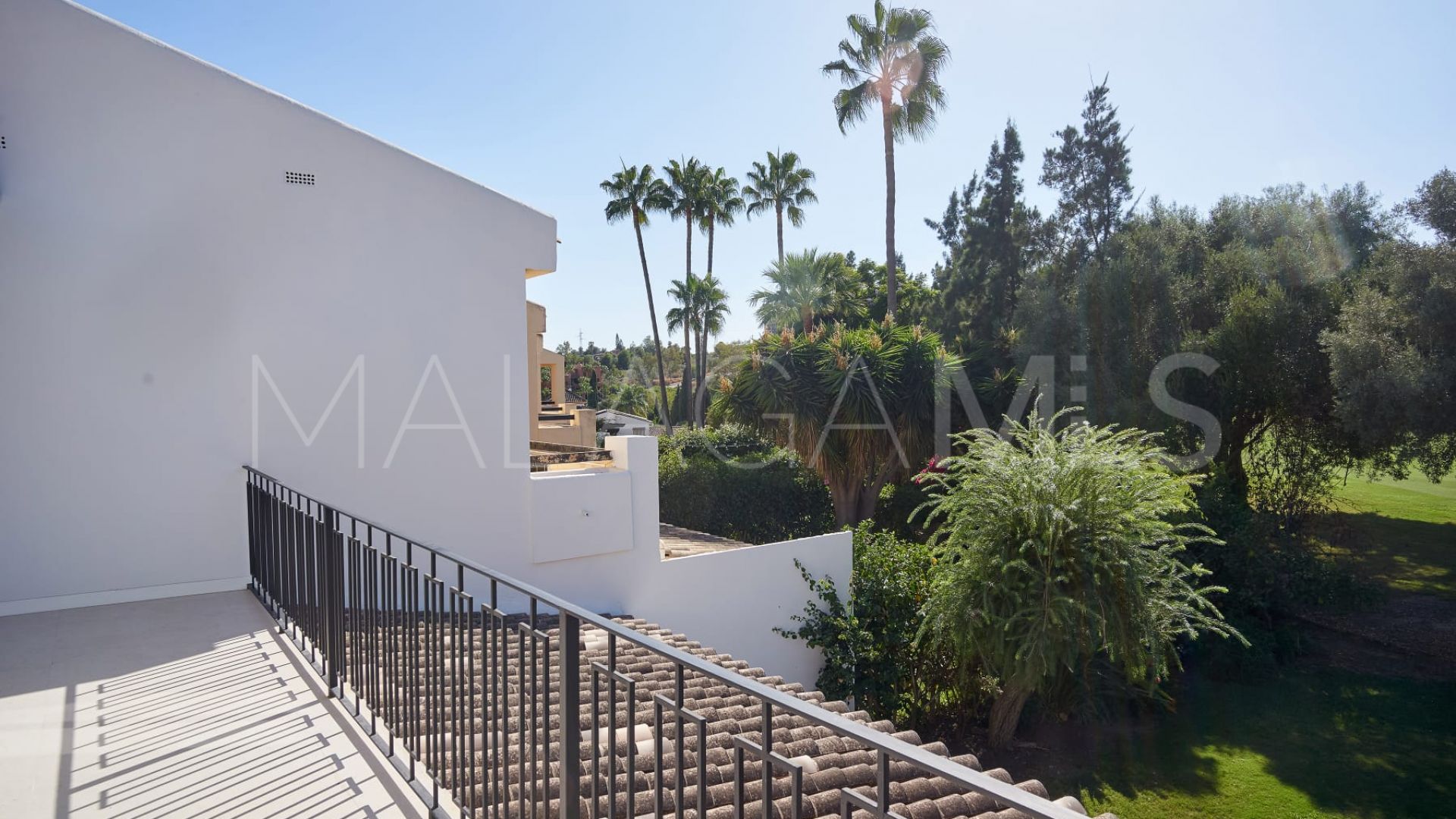 Radhus for sale in Nueva Andalucia