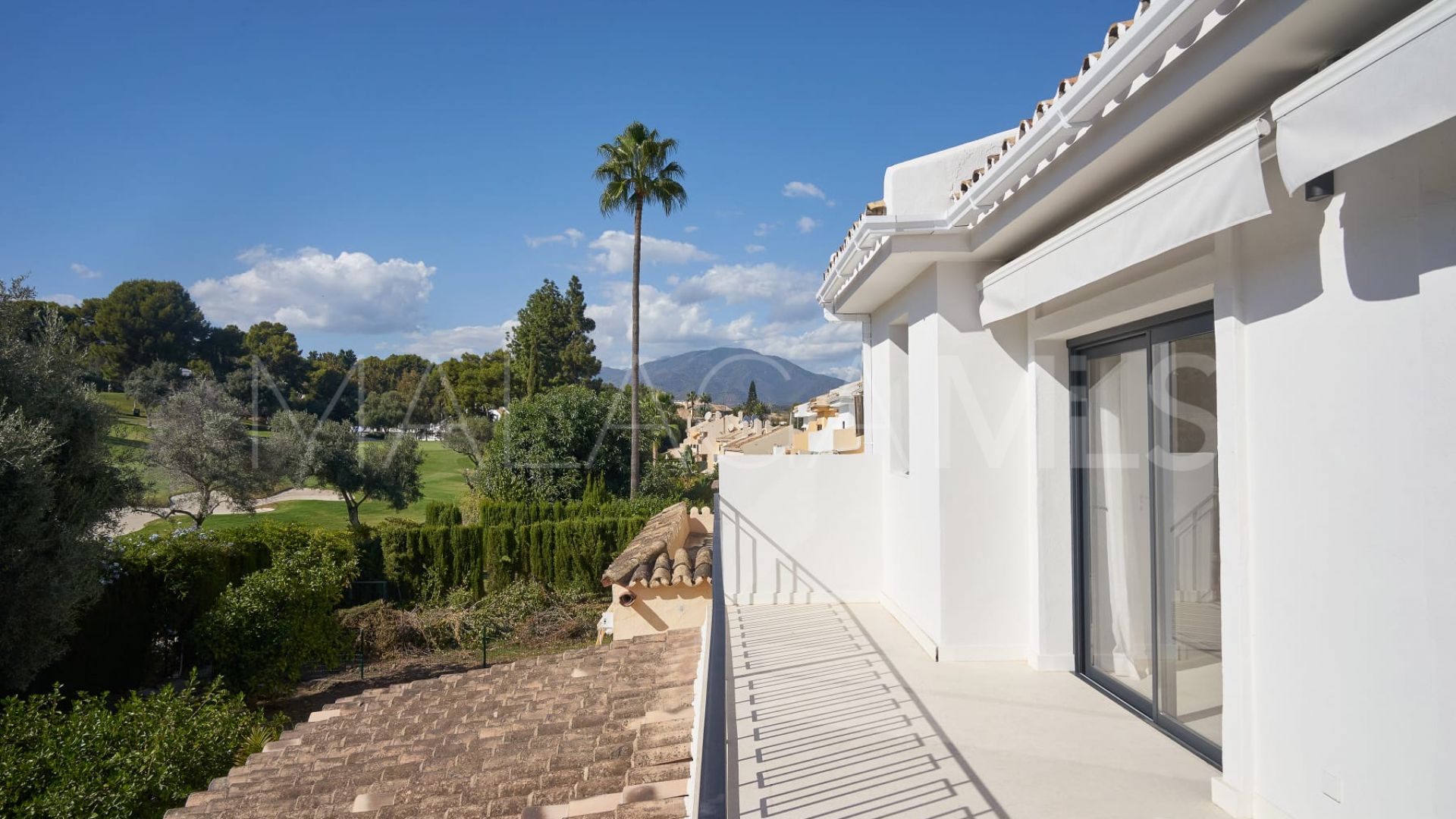 Radhus for sale in Nueva Andalucia